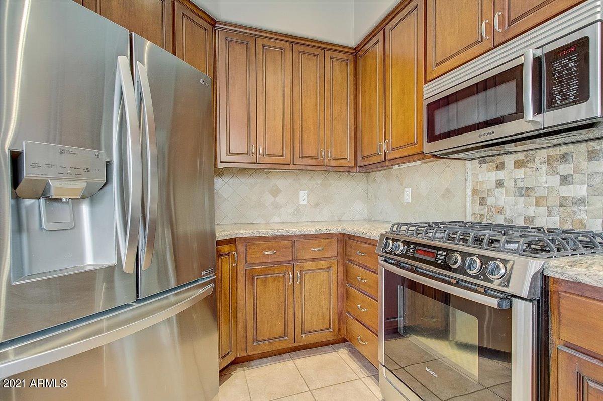 10222 E SOUTHWIND Lane # 1024