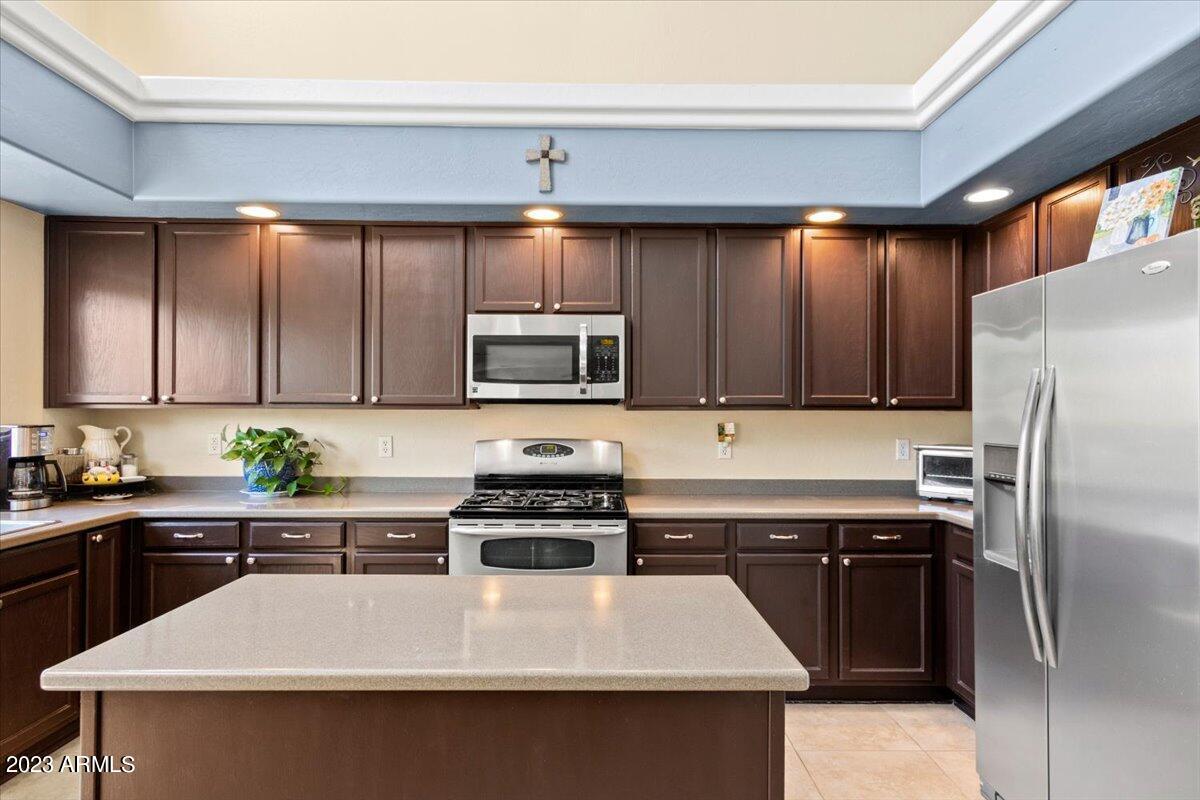 13805 W SAN MIGUEL Avenue