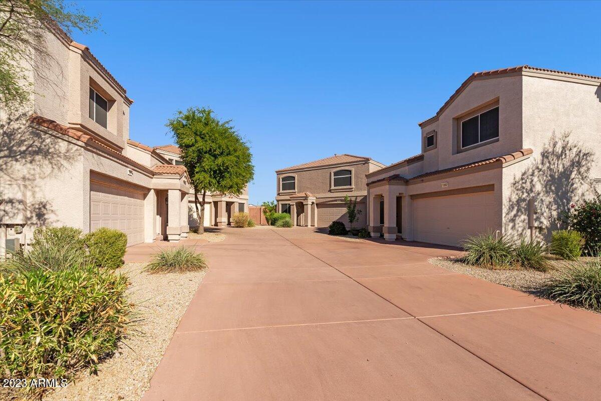 17606 N 17TH Place Unit: 1057