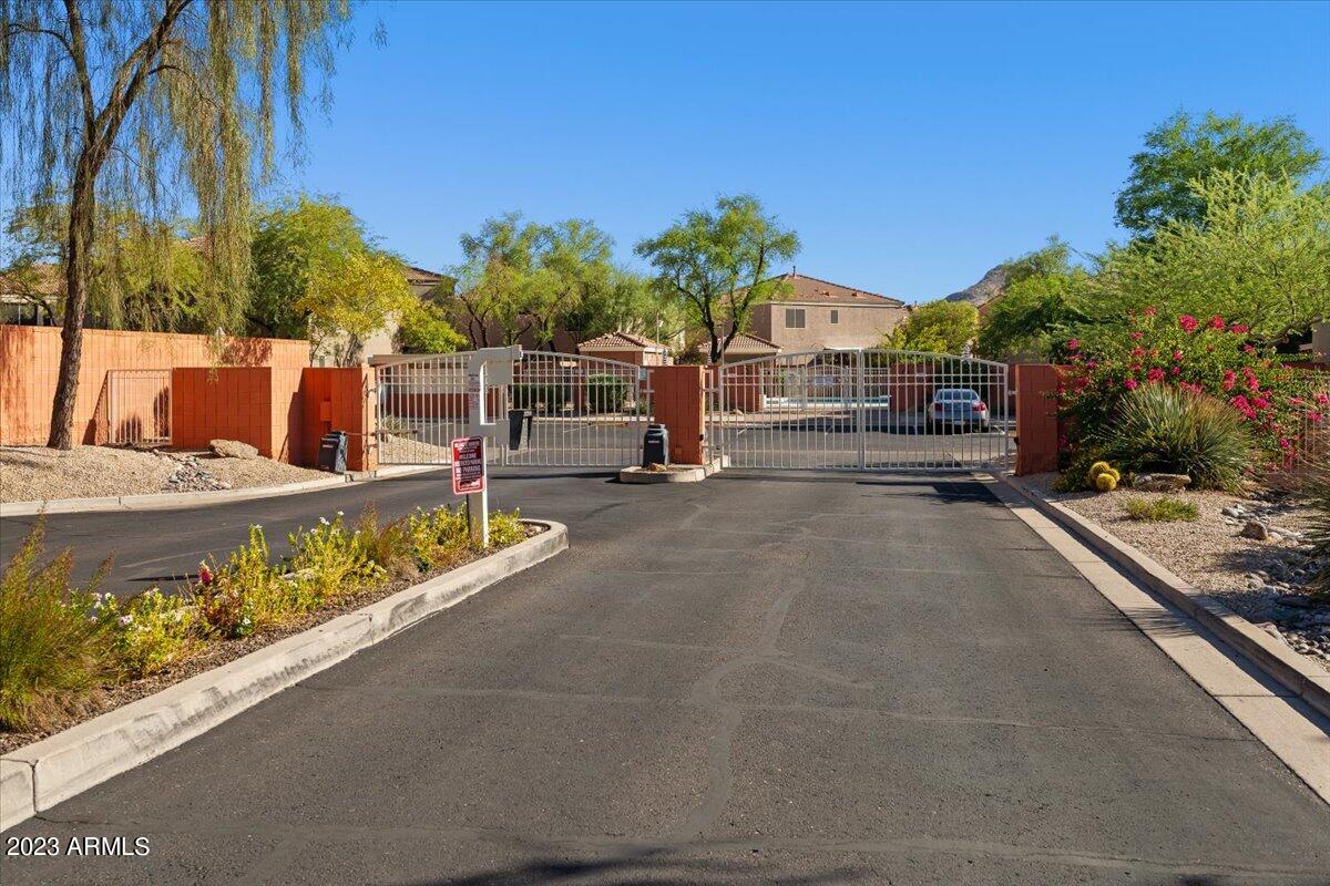 17606 N 17TH Place Unit: 1057