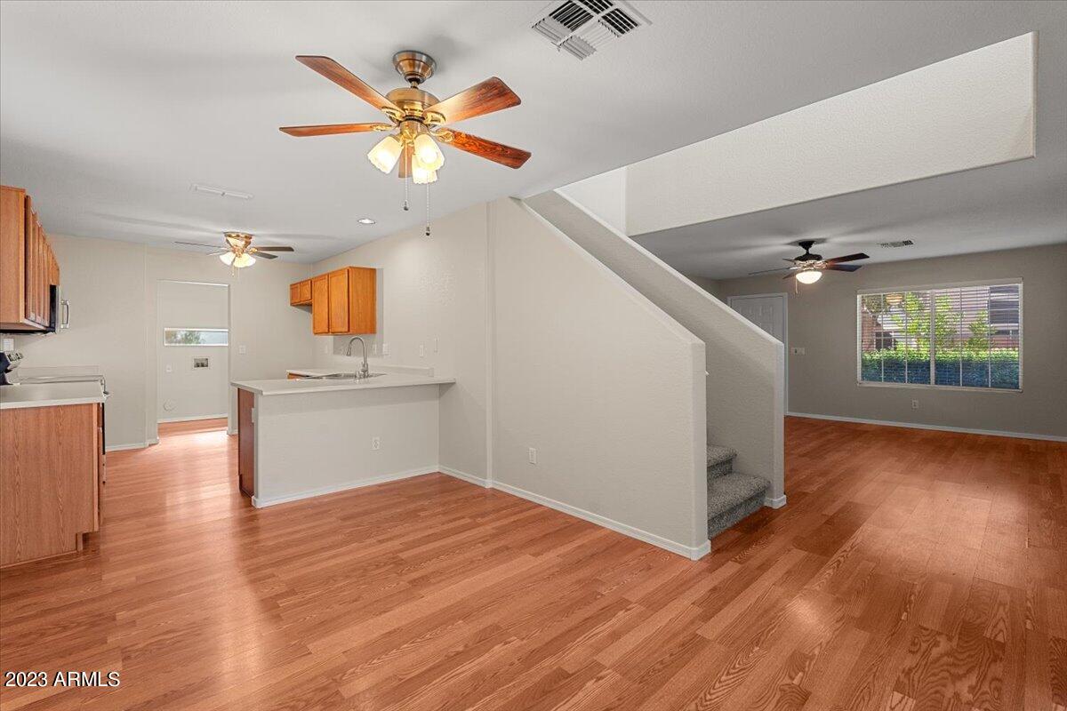 17606 N 17TH Place Unit: 1057