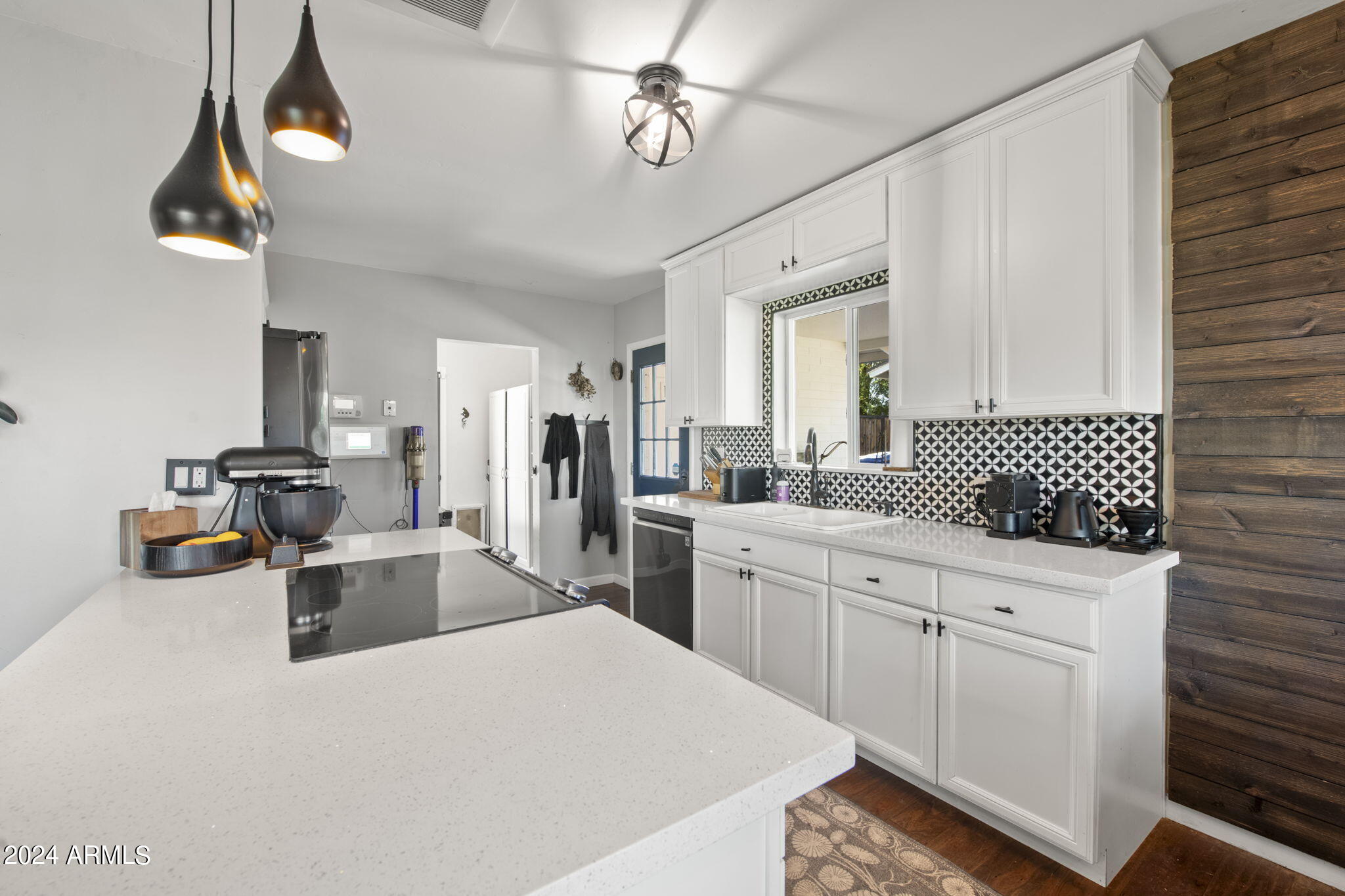3214 N 20TH Place