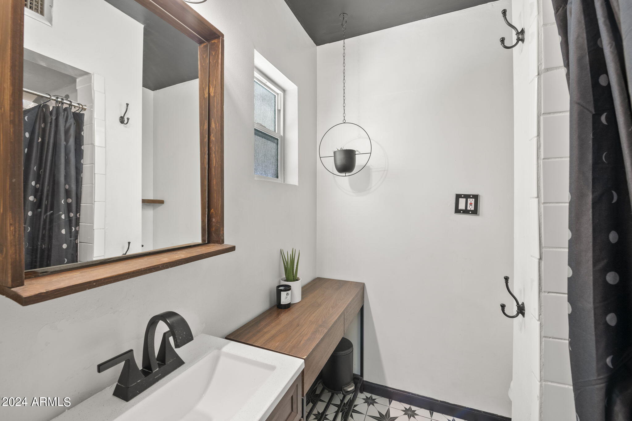 3214 N 20TH Place
