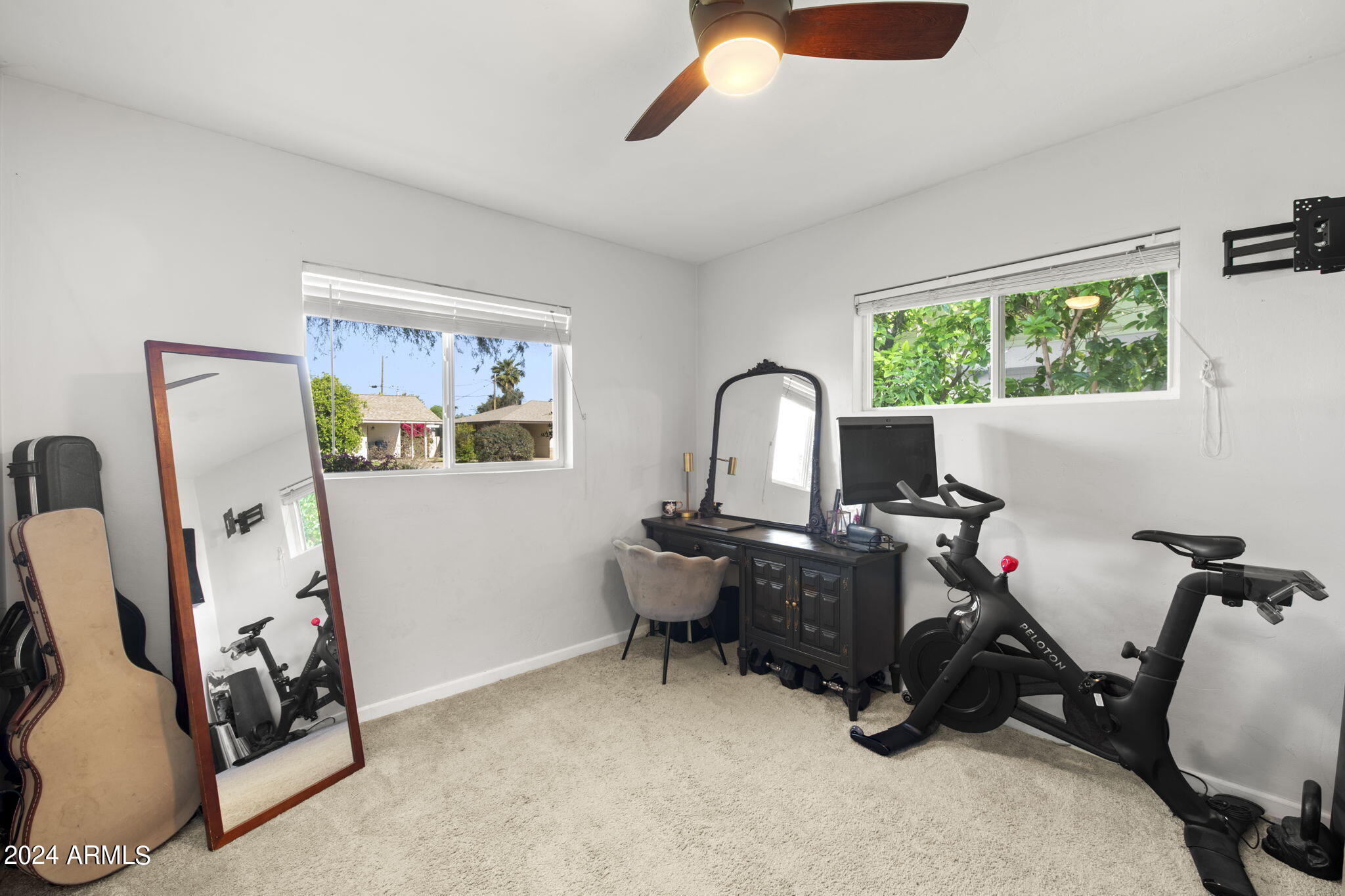 3214 N 20TH Place