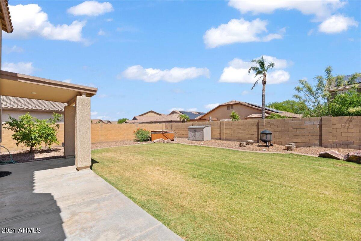 11963 N 152ND Drive