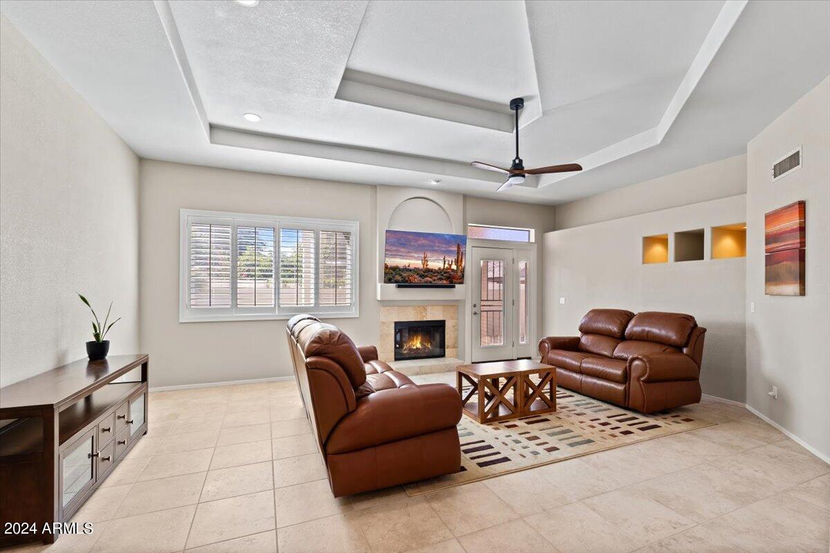 1003 E MCNAIR Drive