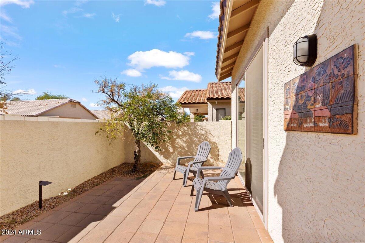 1003 E MCNAIR Drive