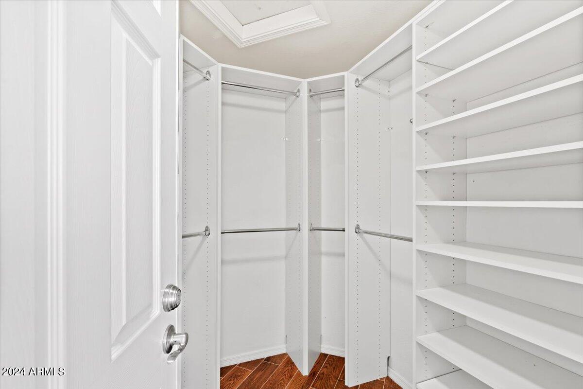 1003 E MCNAIR Drive