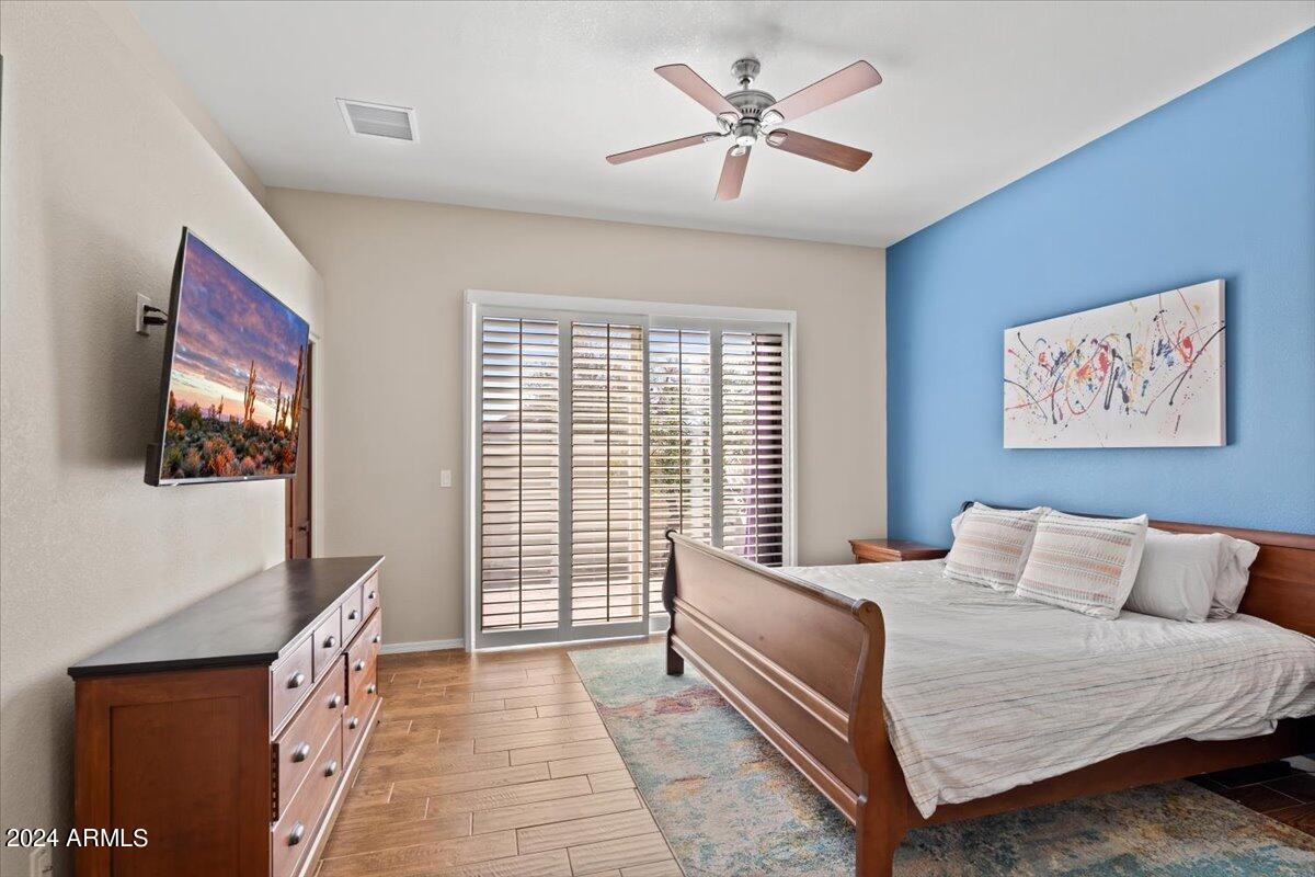 1003 E MCNAIR Drive