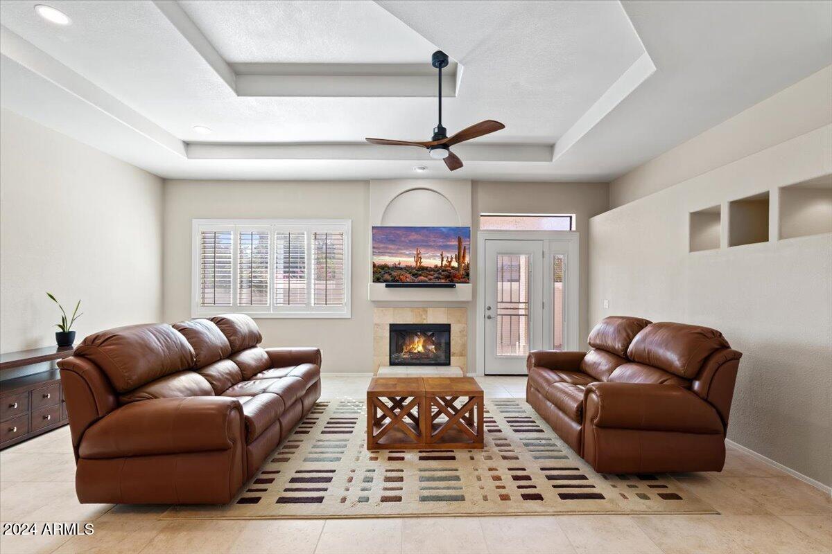 1003 E MCNAIR Drive