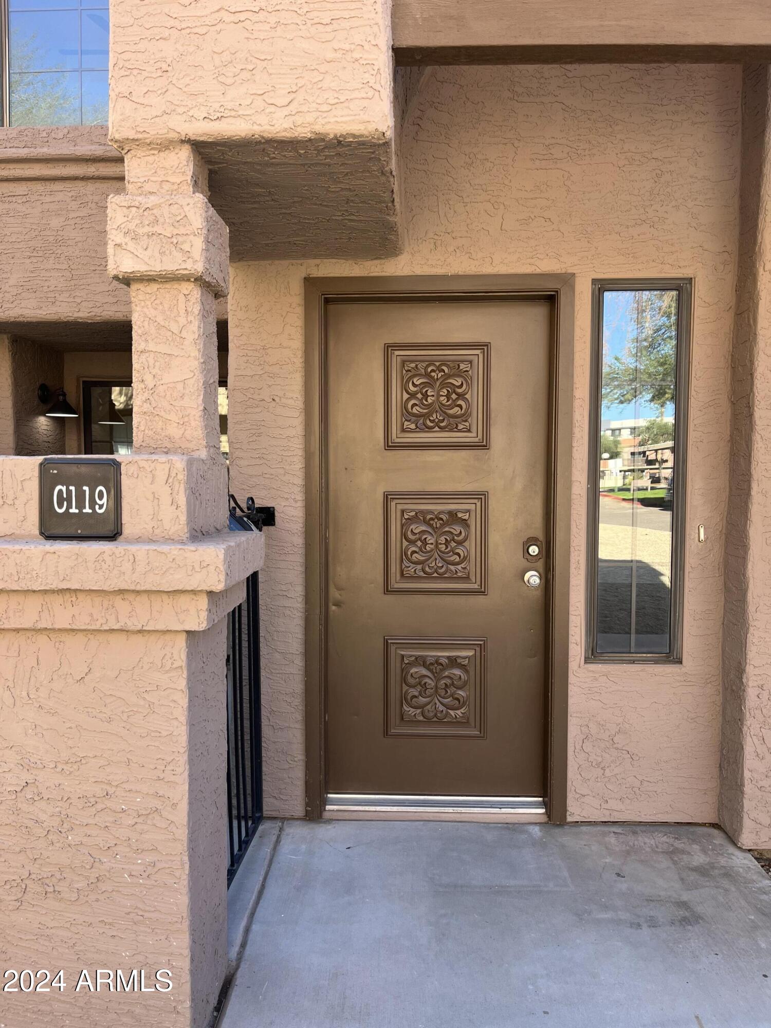 609 E MESQUITE Circle # C119