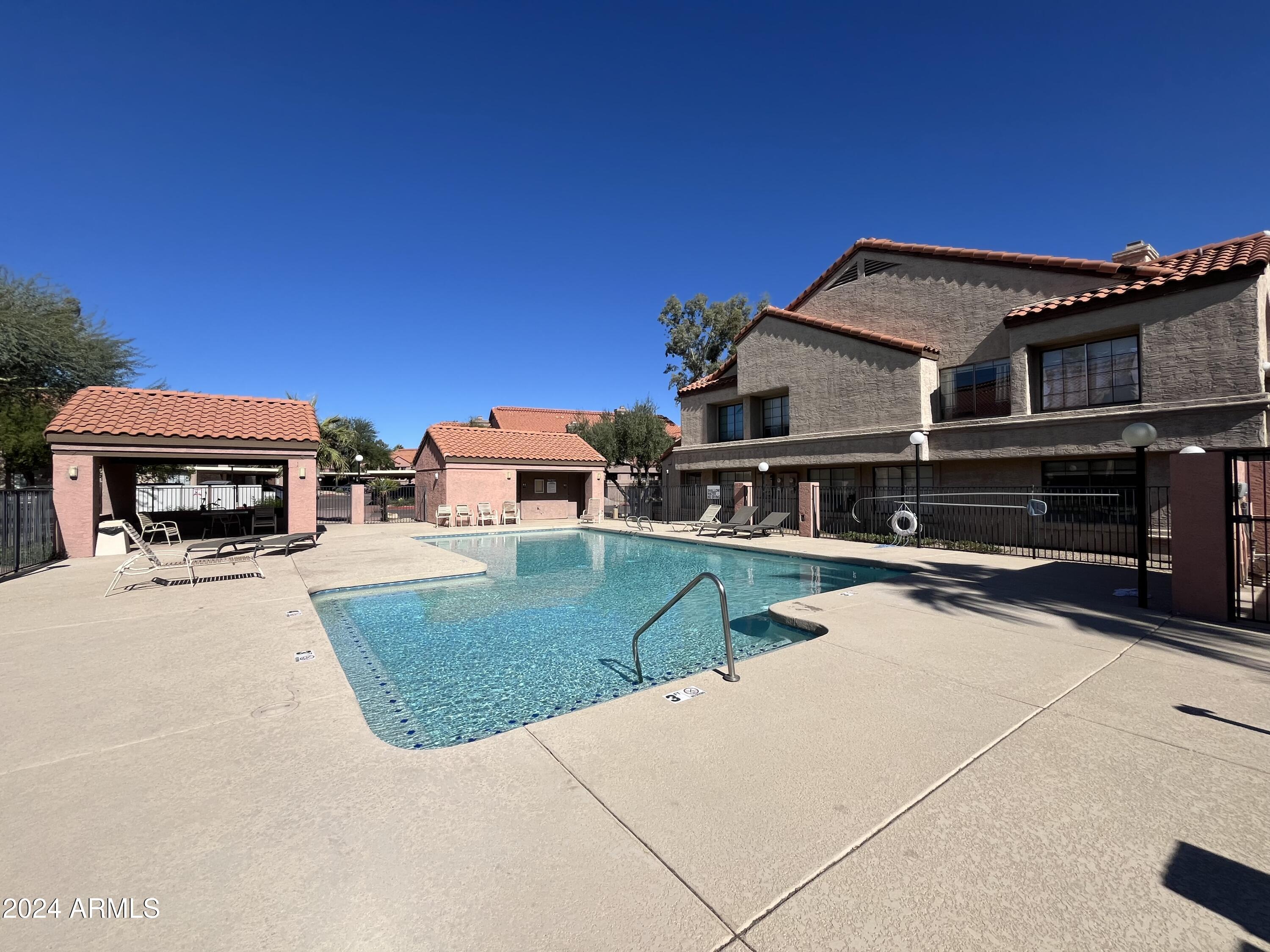 609 E MESQUITE Circle # C119