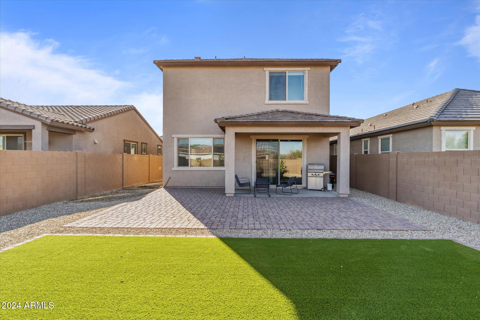9446 W SELLS Drive W