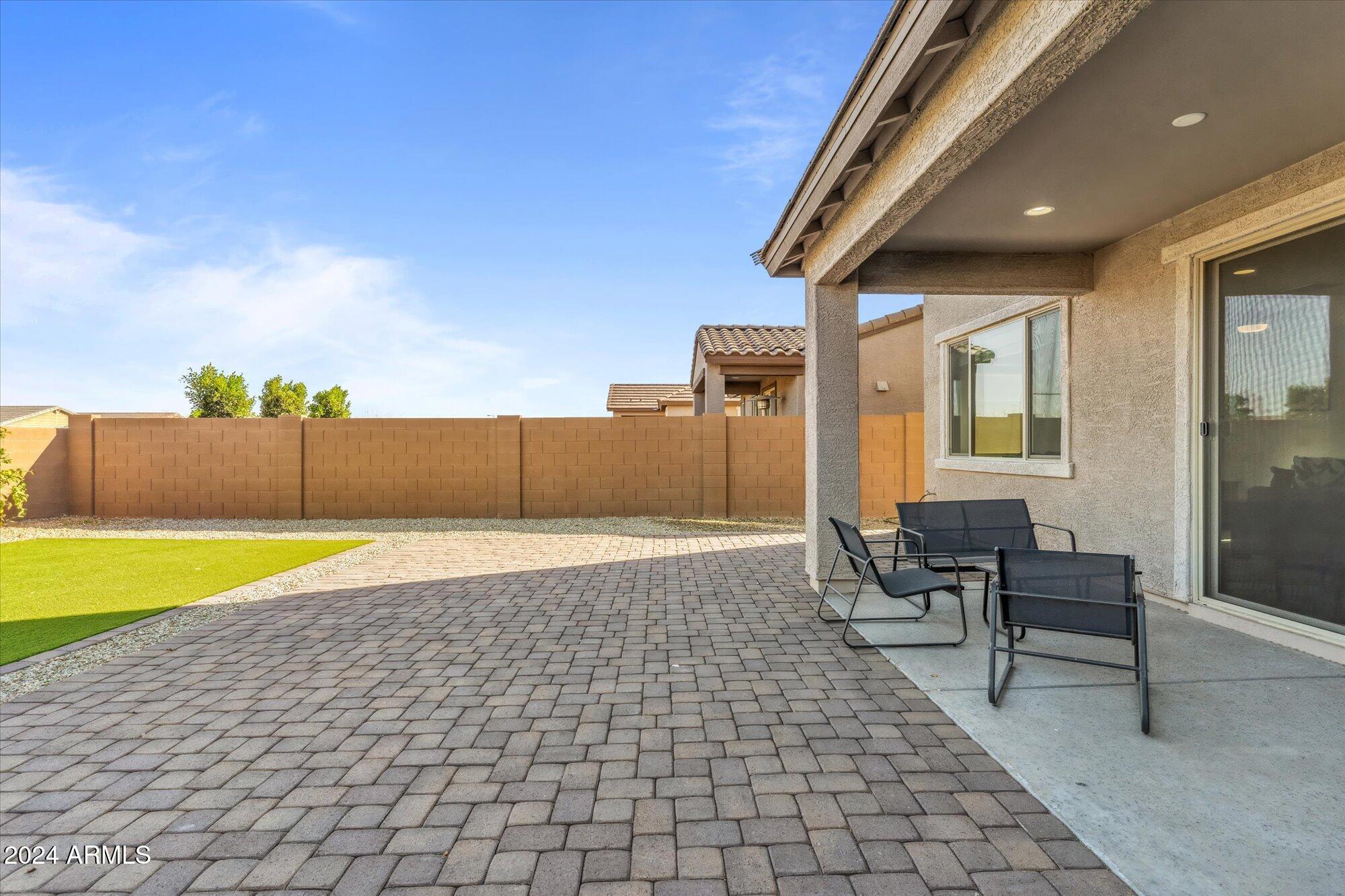 9446 W SELLS Drive W