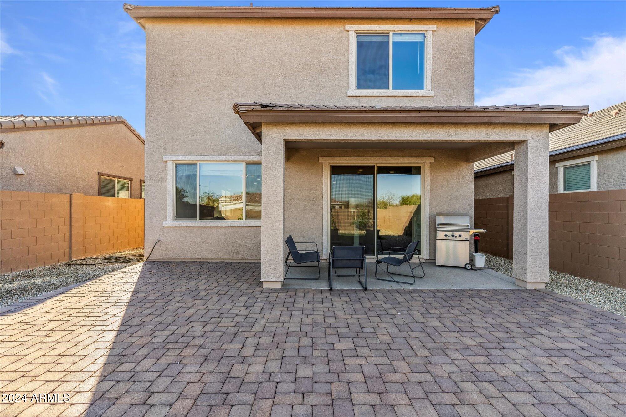 9446 W SELLS Drive W