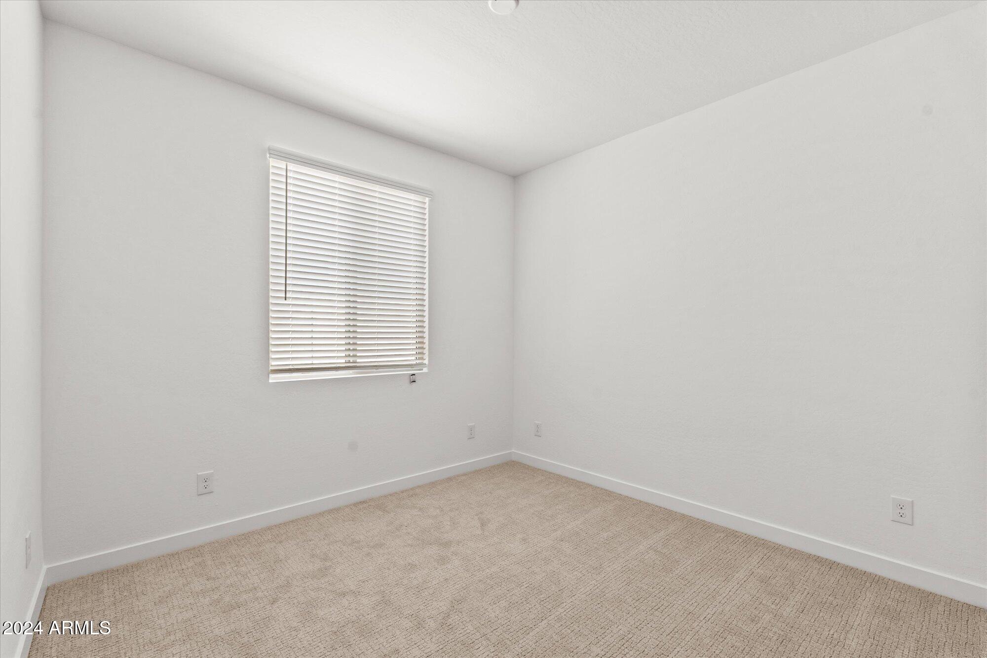 16778 W MOLLY Lane