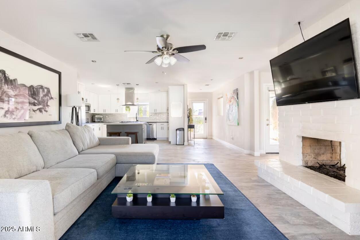 7506 E GRANADA Road