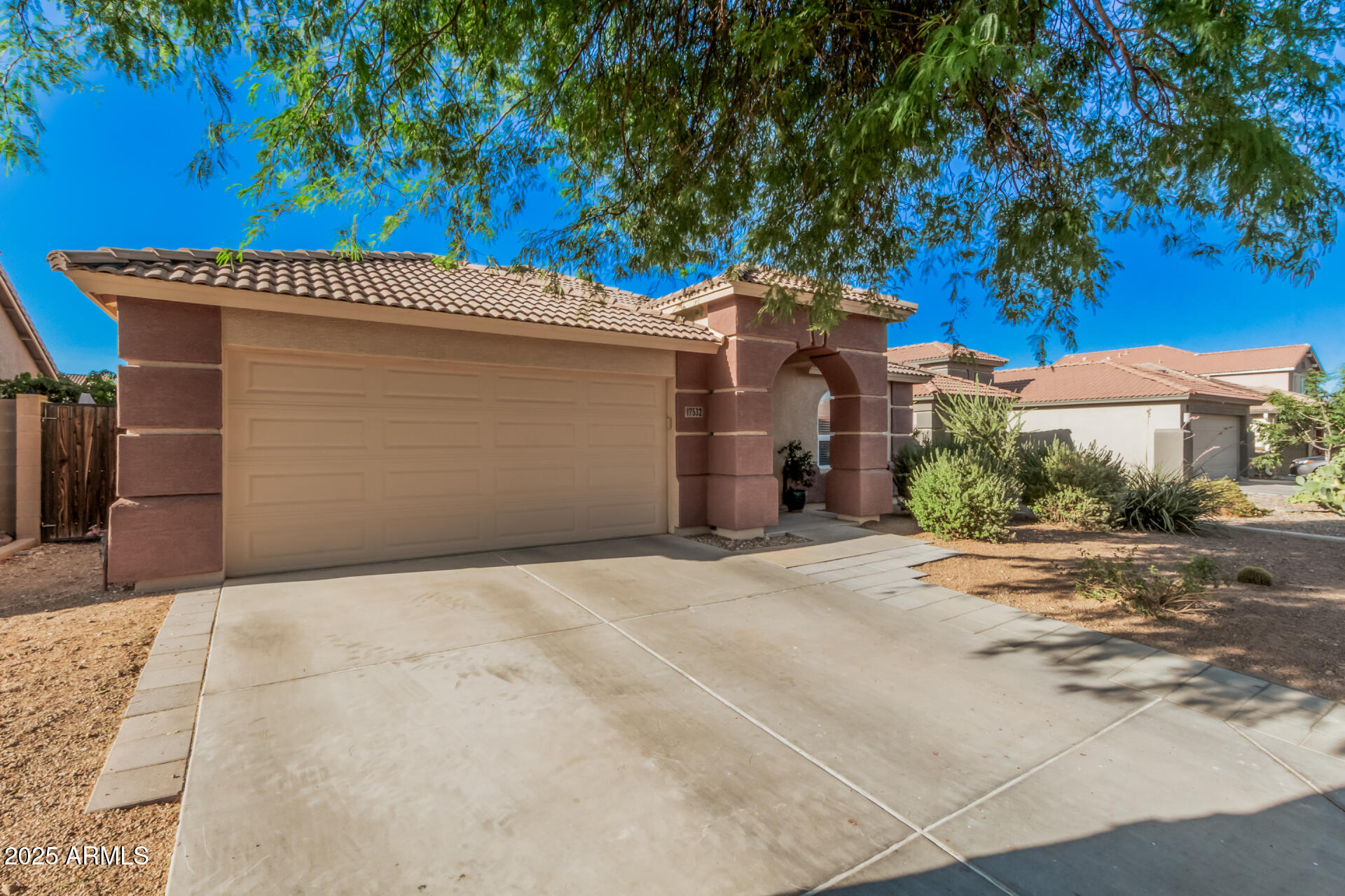 17532 W CARIBBEAN Lane
