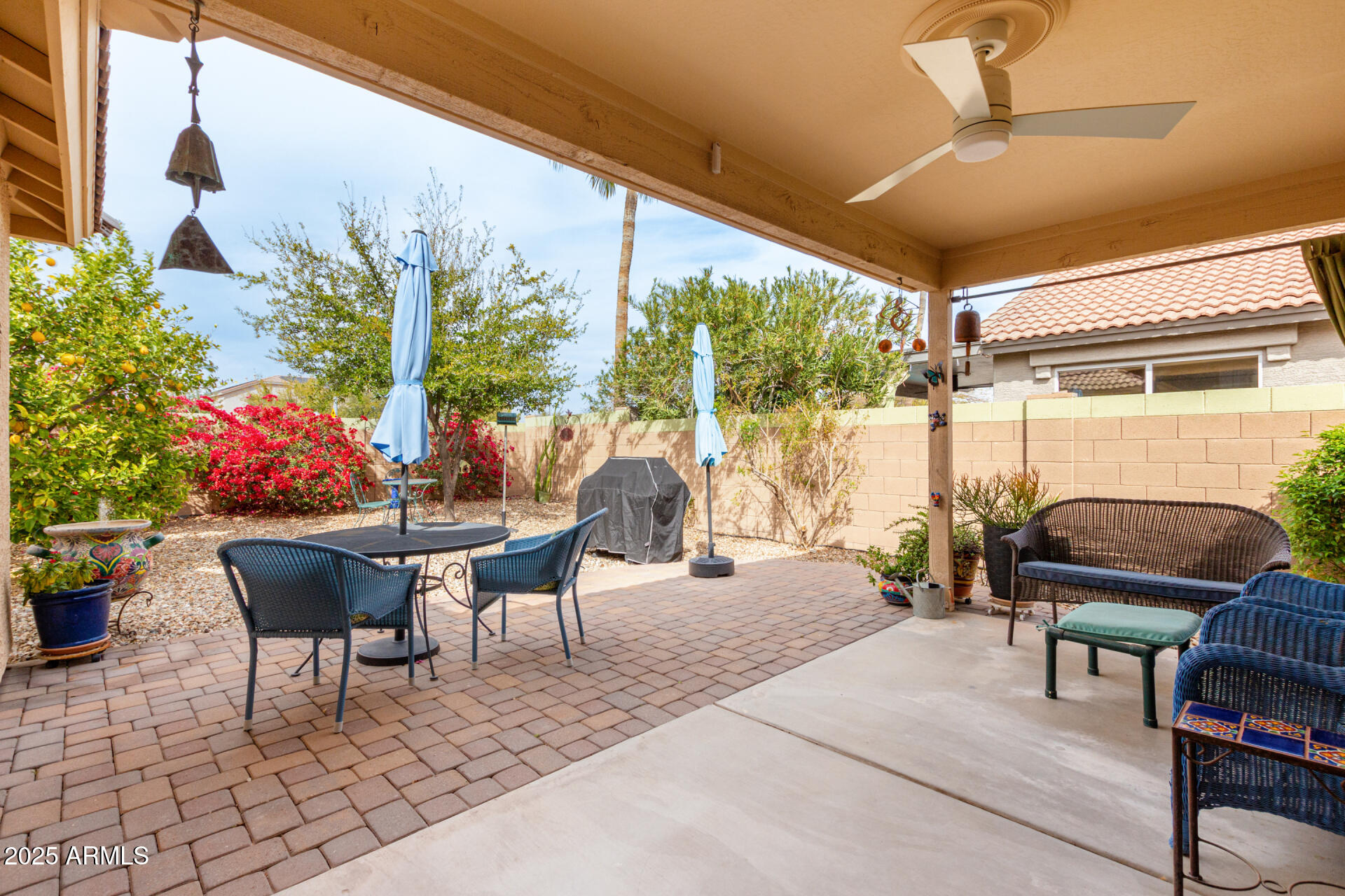 17532 W CARIBBEAN Lane