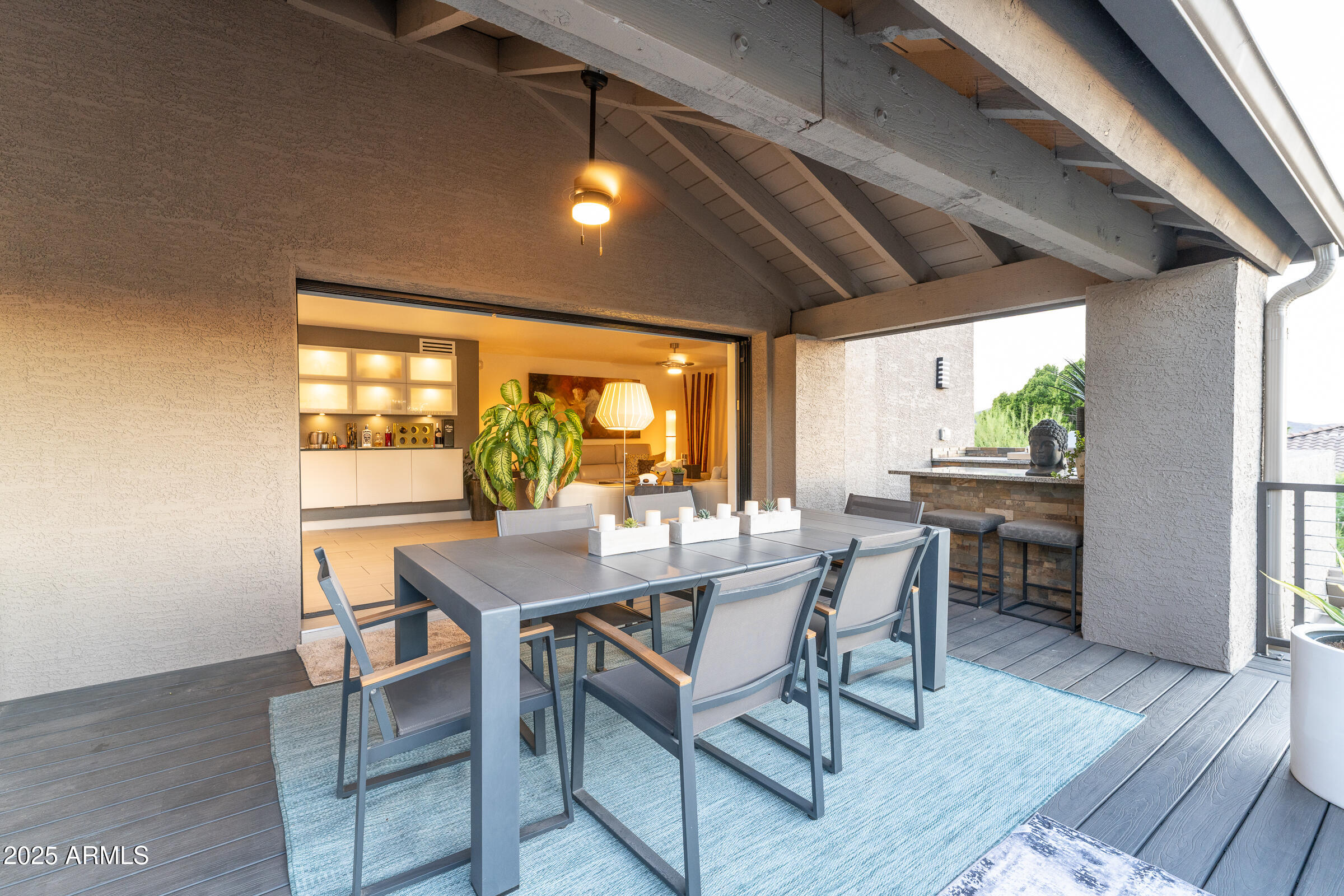 1136 E Forest Hills Drive