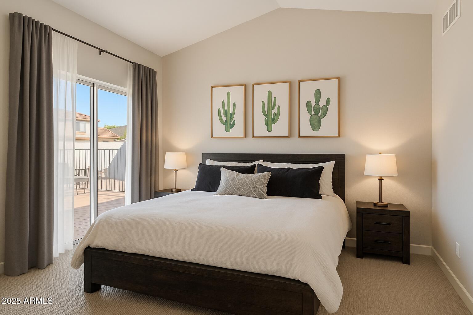 6617 E NORTHRIDGE Street