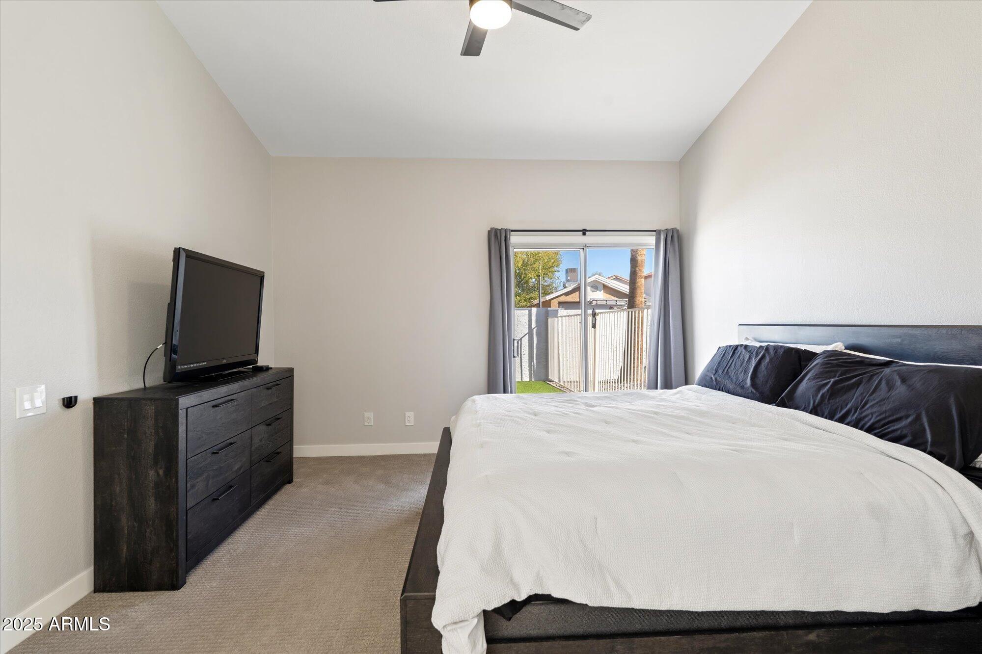 6617 E NORTHRIDGE Street