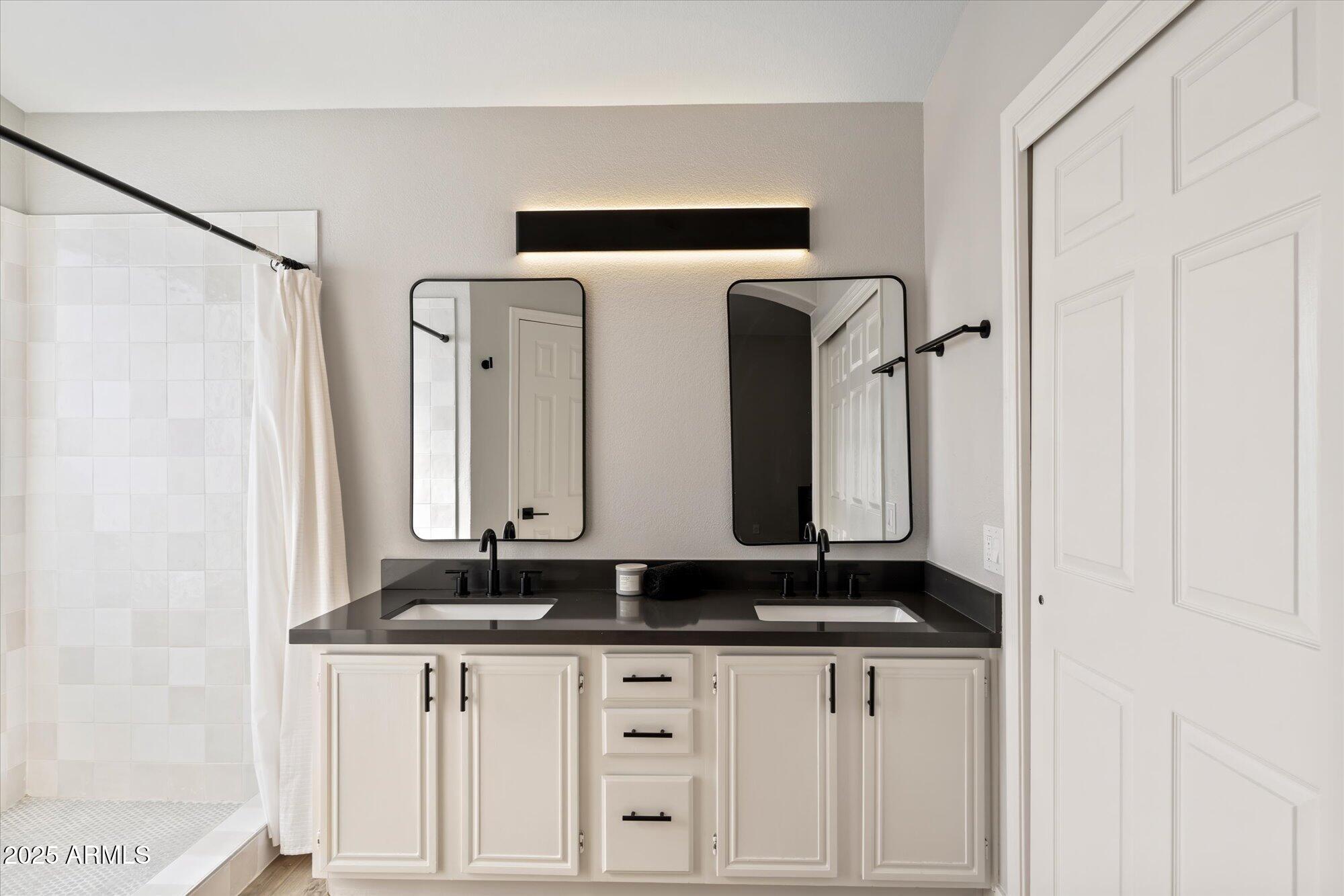 6617 E NORTHRIDGE Street