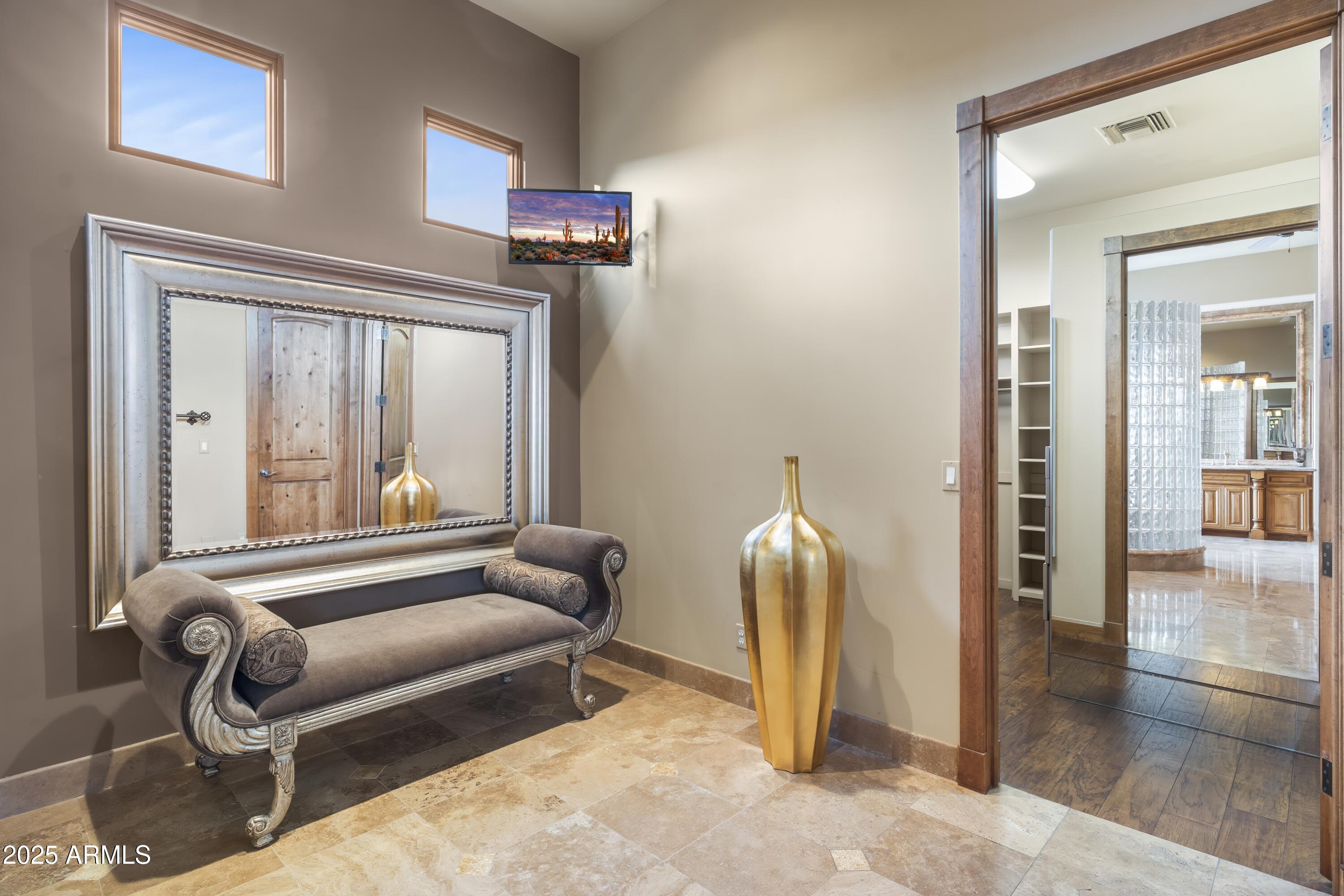 13249 E SUMMIT Drive