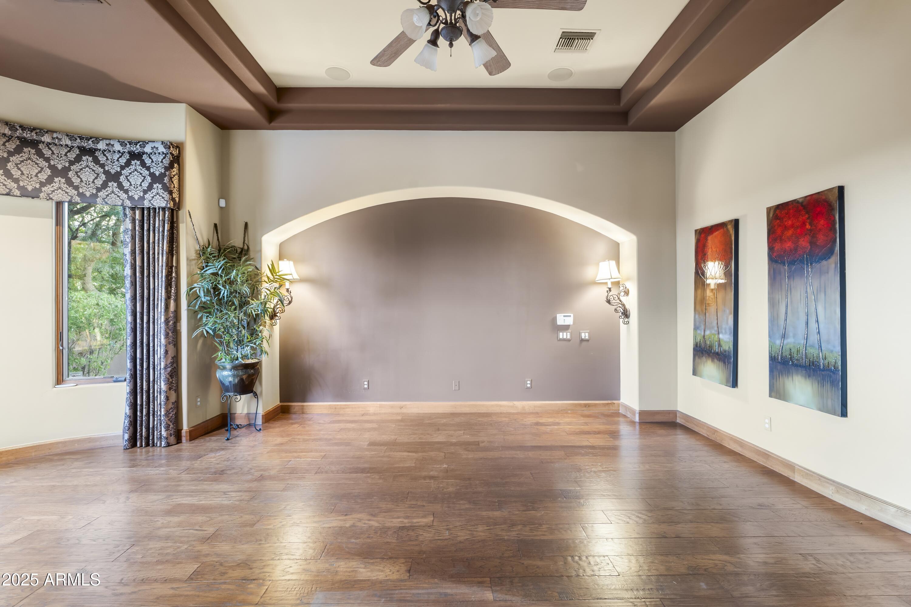 13249 E SUMMIT Drive