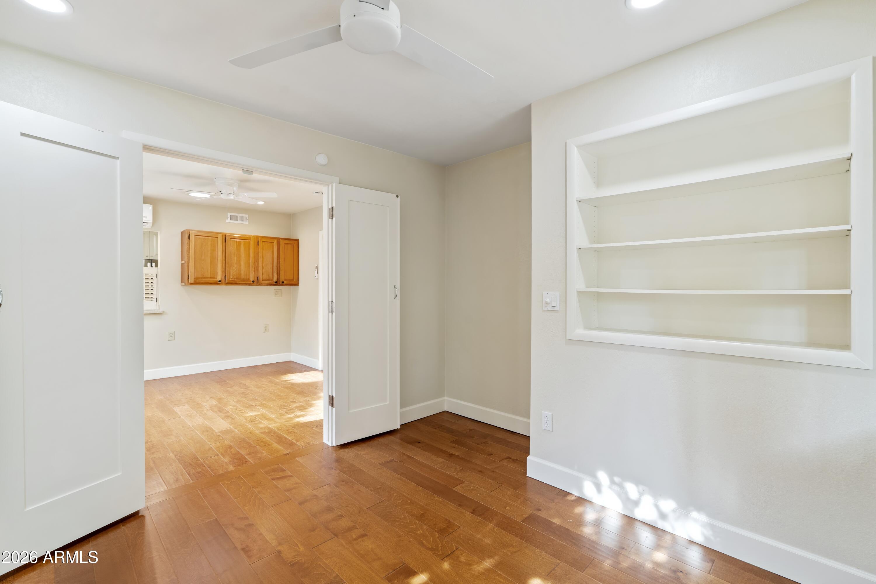 10077 E CALLE DE CIELO Circle