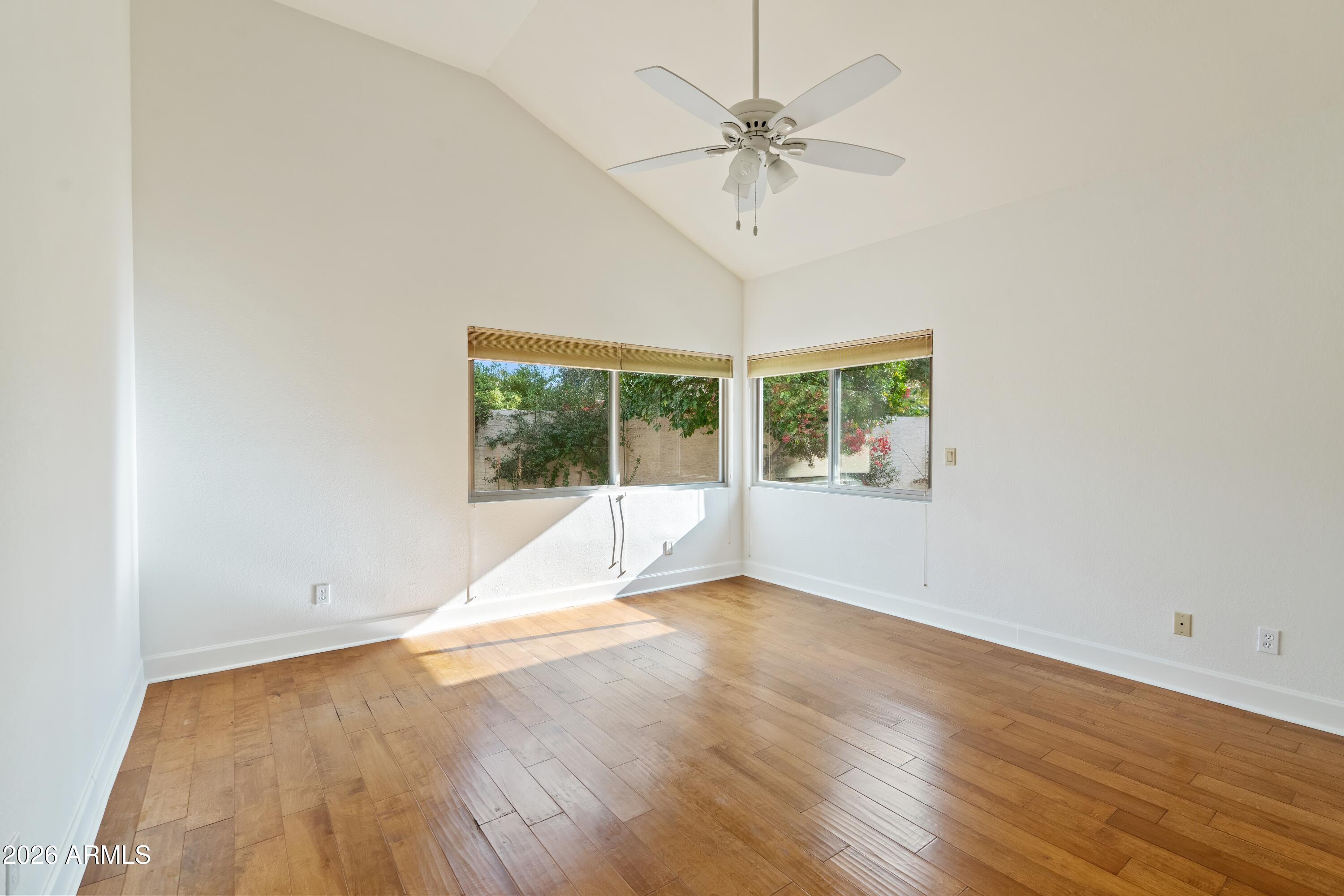 10077 E CALLE DE CIELO Circle