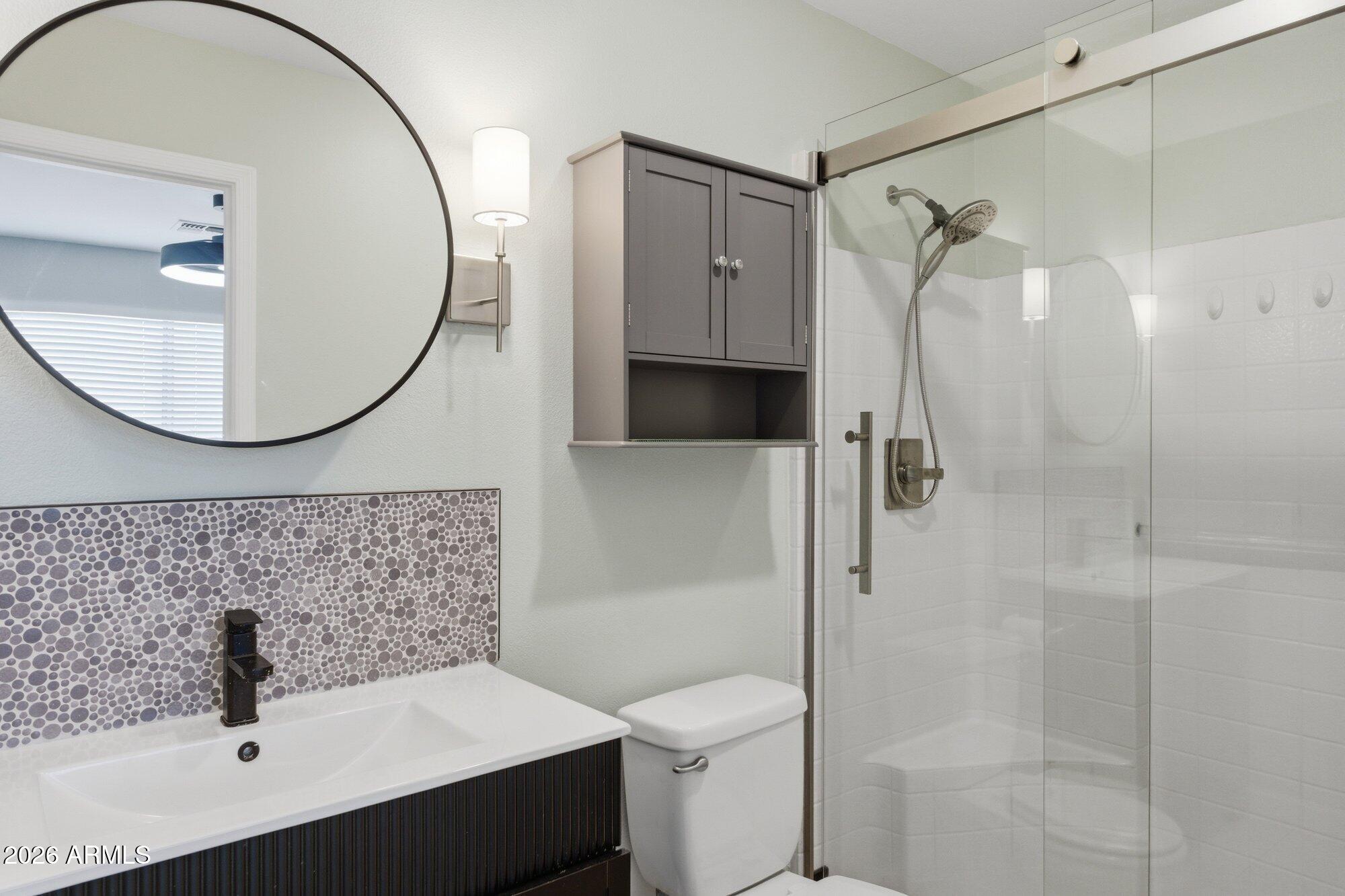 4922 W TOWNLEY Avenue