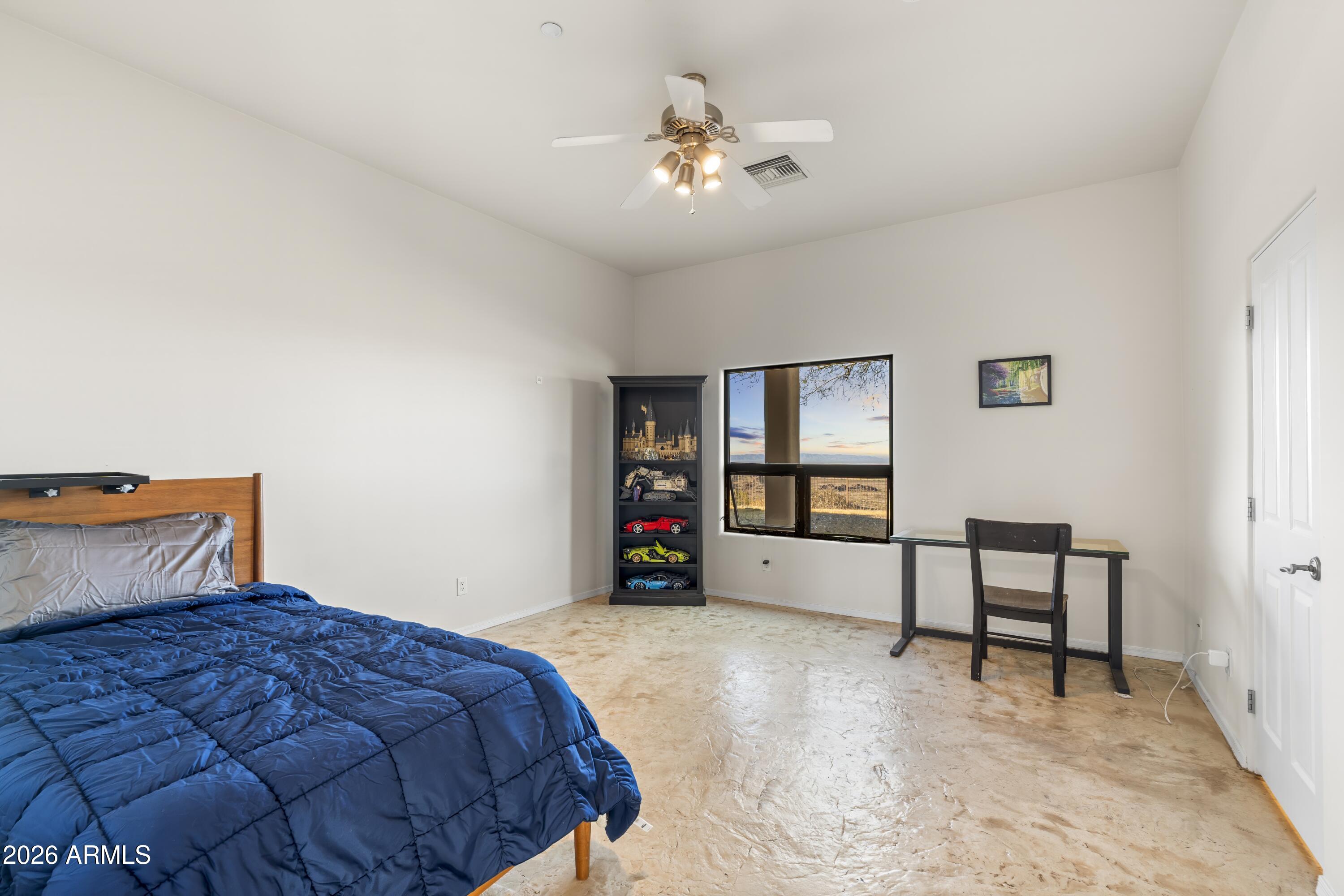 13040 N HIDDEN VALLEY Road