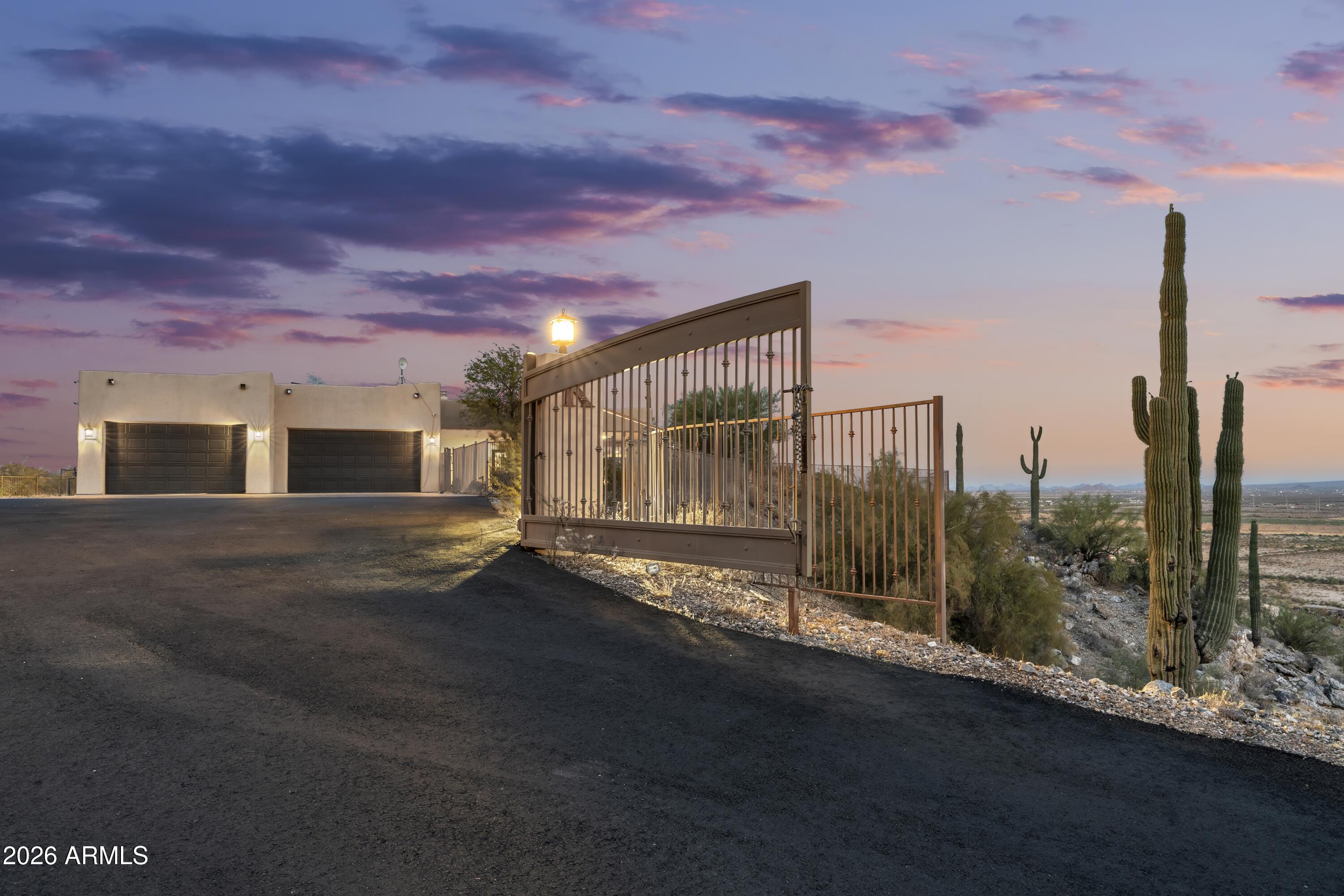13040 N HIDDEN VALLEY Road