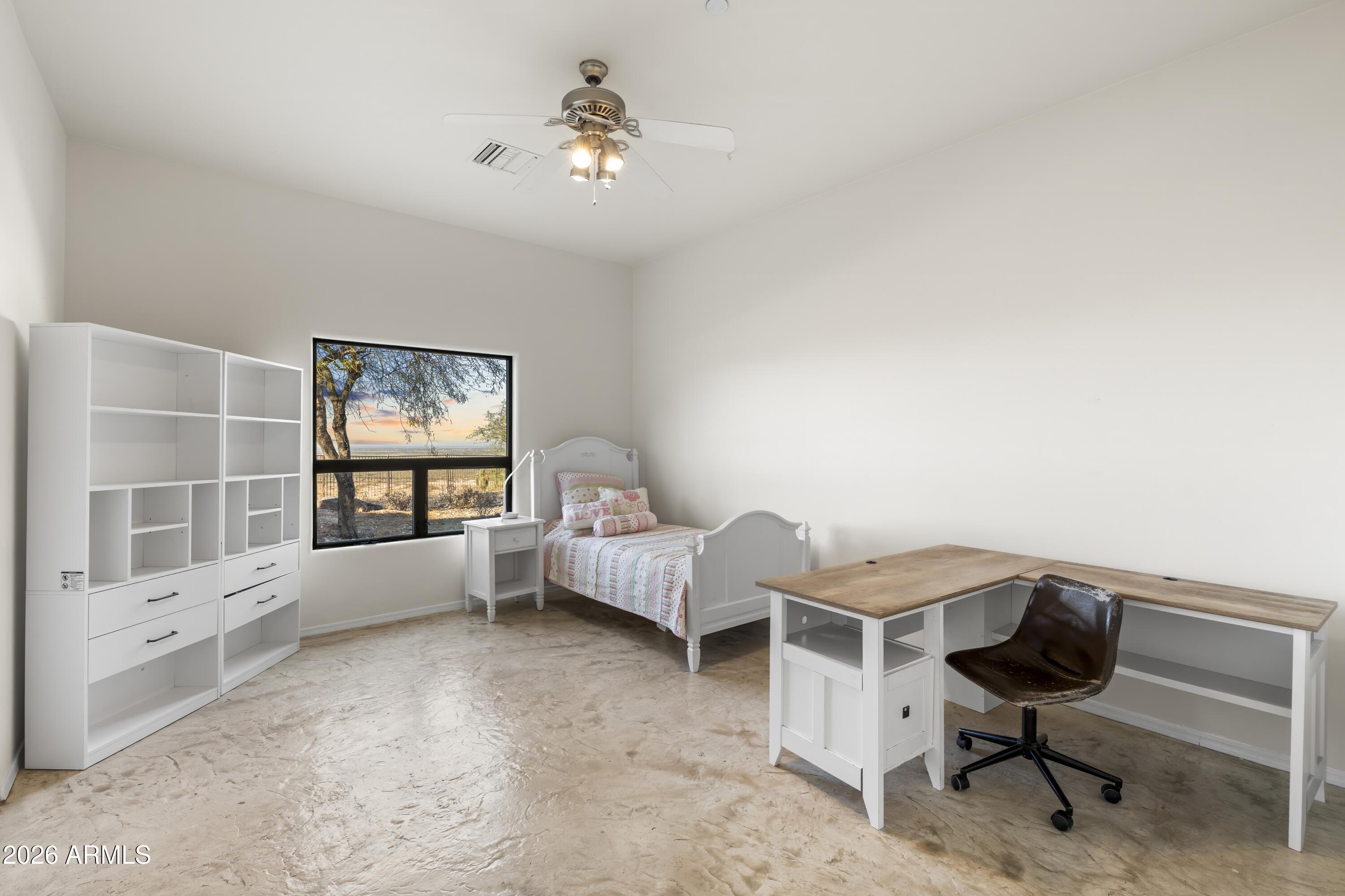 13040 N HIDDEN VALLEY Road