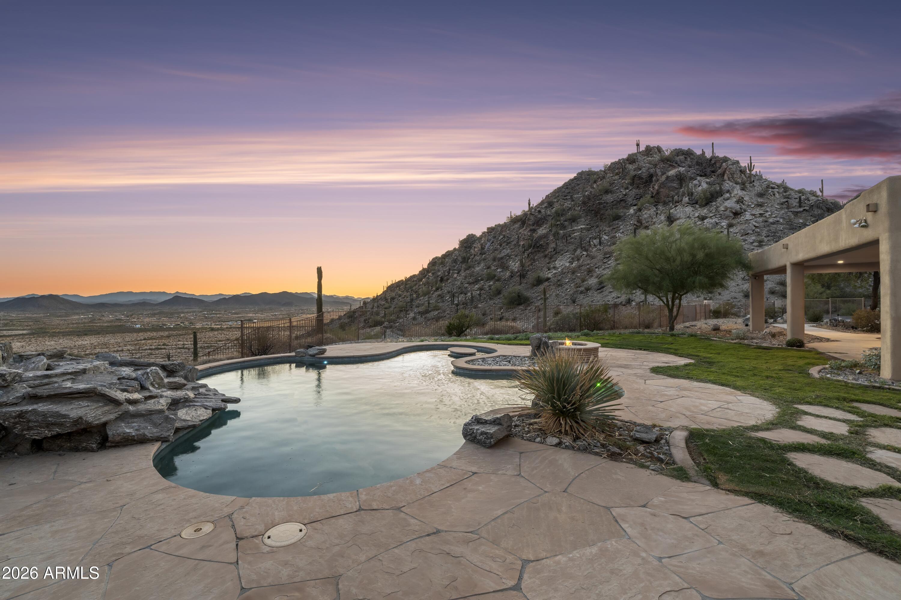 13040 N HIDDEN VALLEY Road