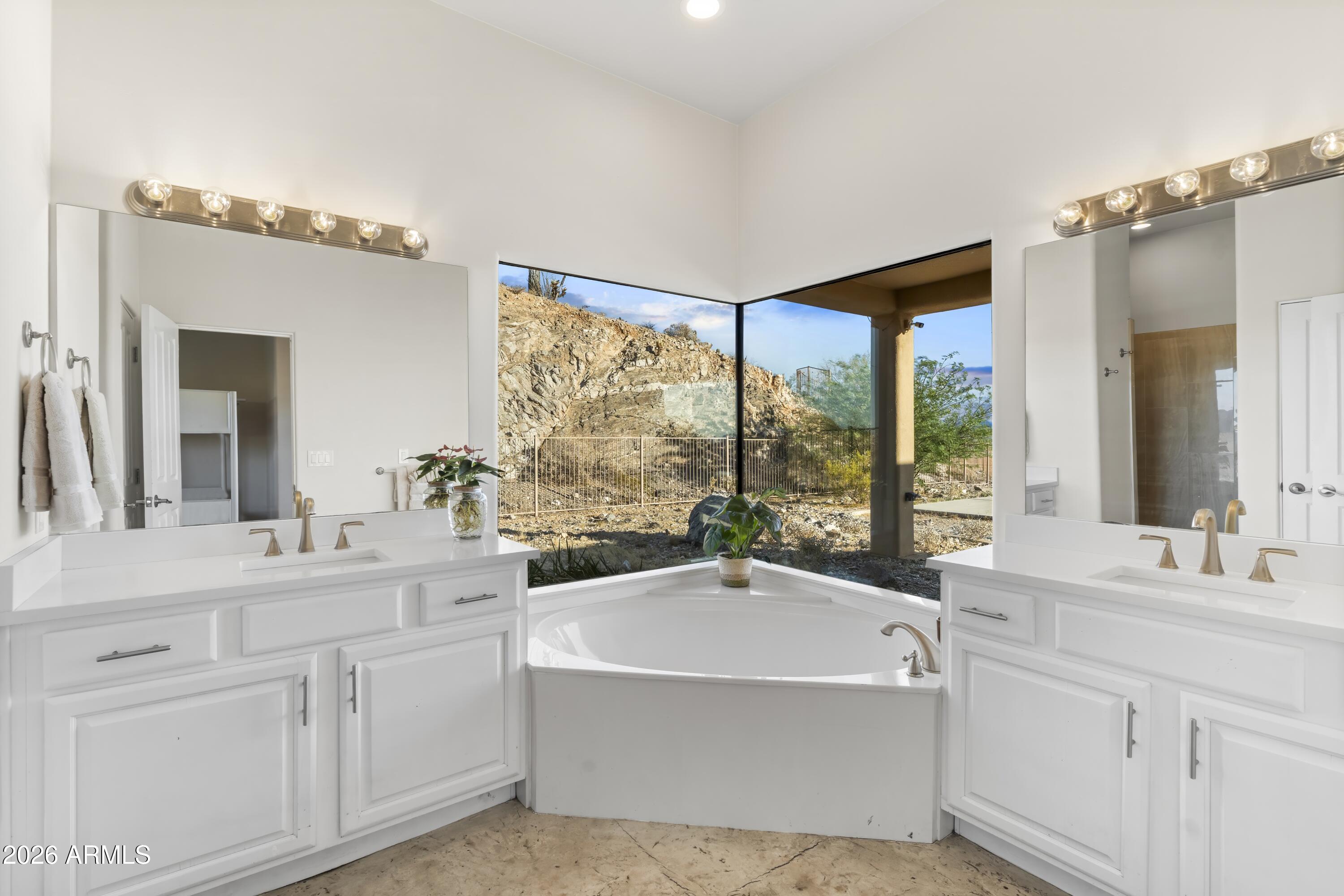 13040 N HIDDEN VALLEY Road