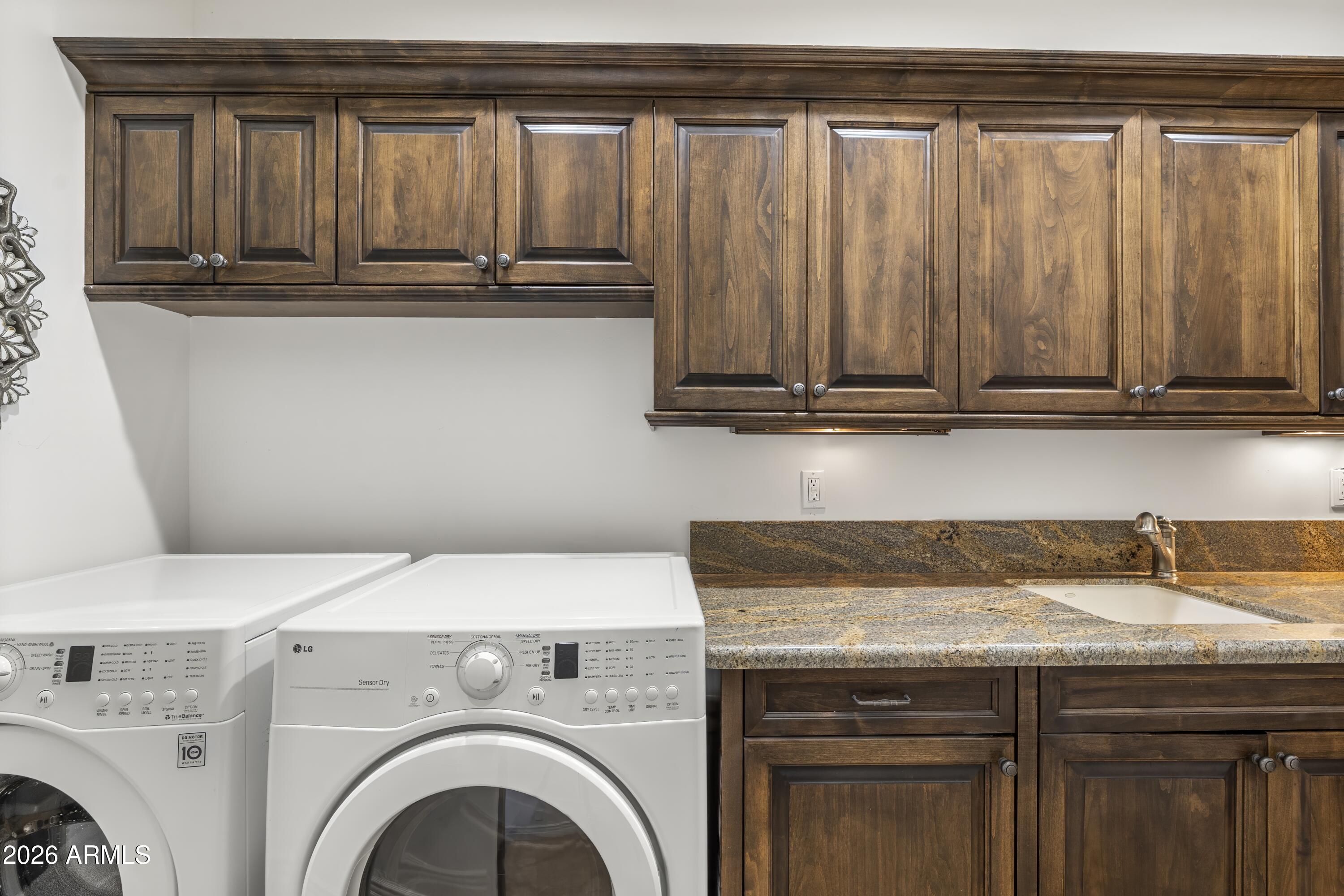 8728 E CAMINO DEL MONTE