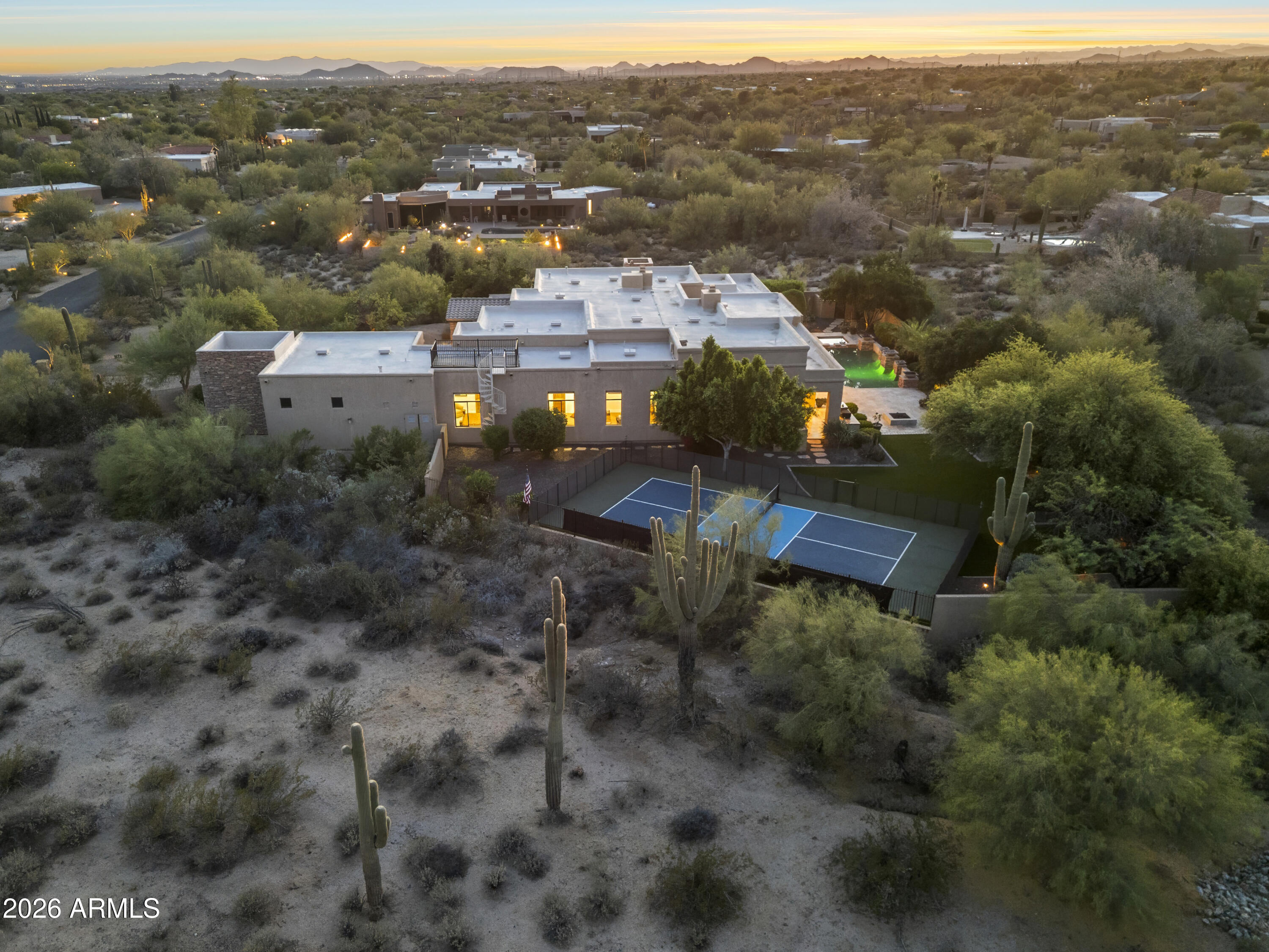 8728 E CAMINO DEL MONTE