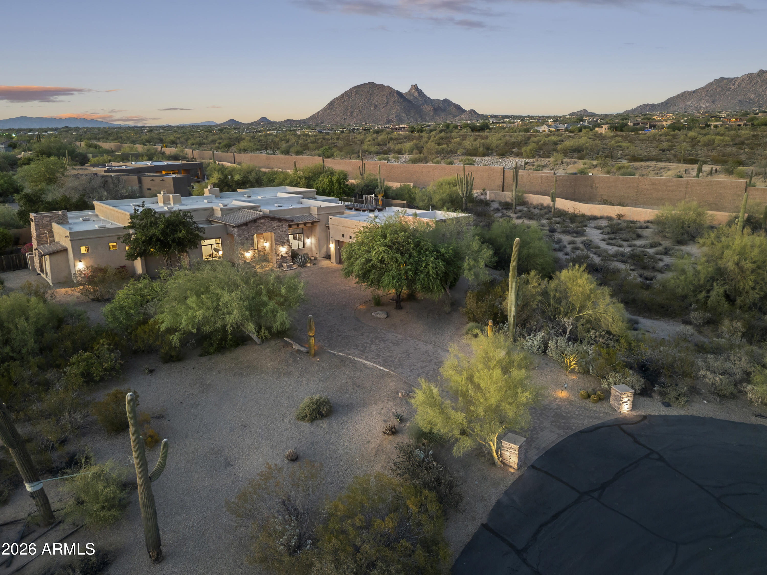 8728 E CAMINO DEL MONTE