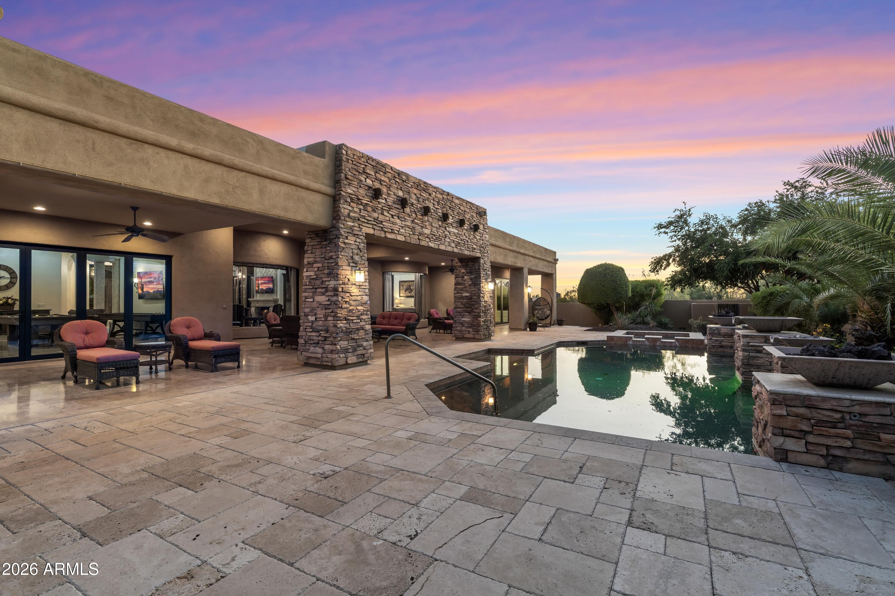 8728 E CAMINO DEL MONTE