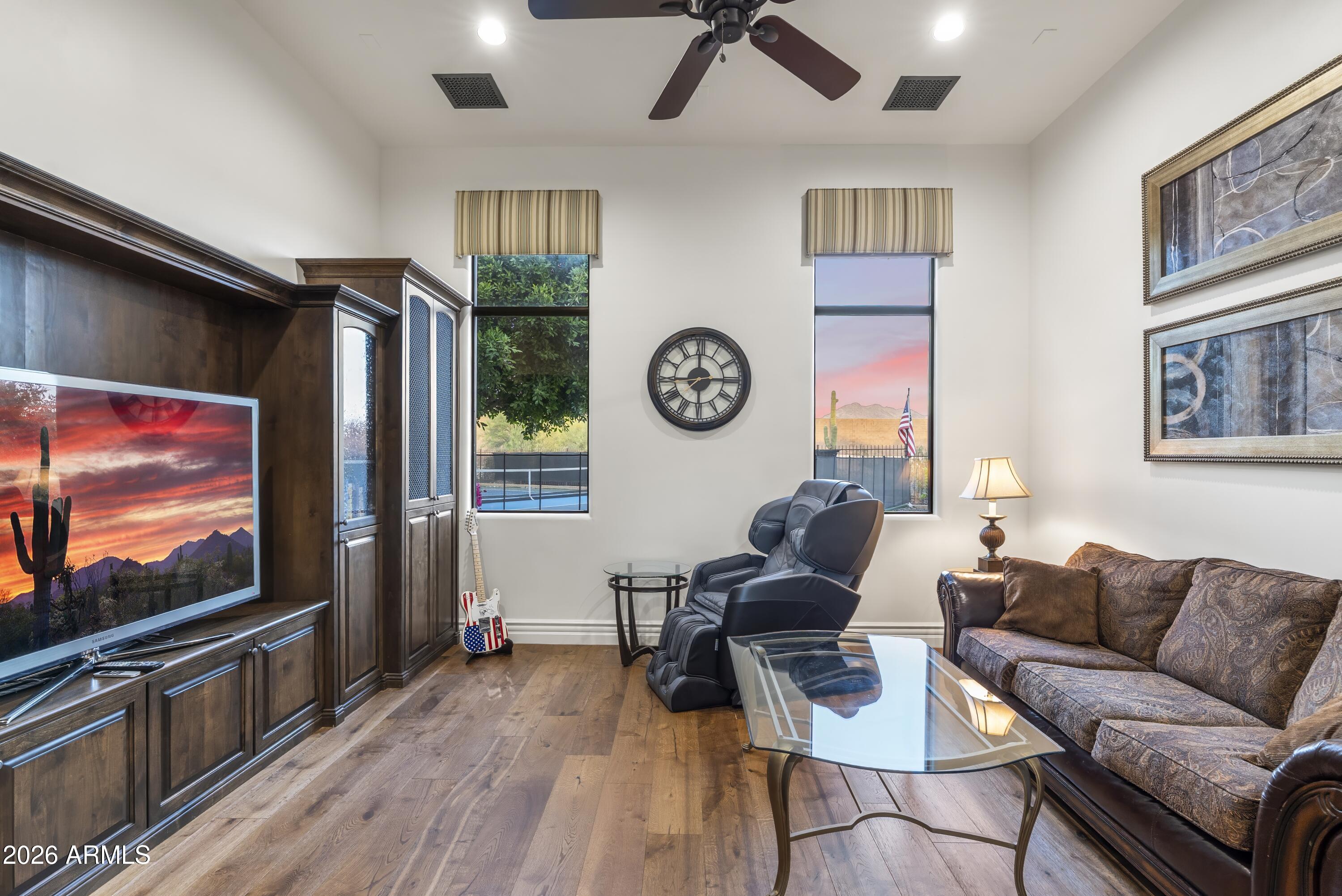 8728 E CAMINO DEL MONTE