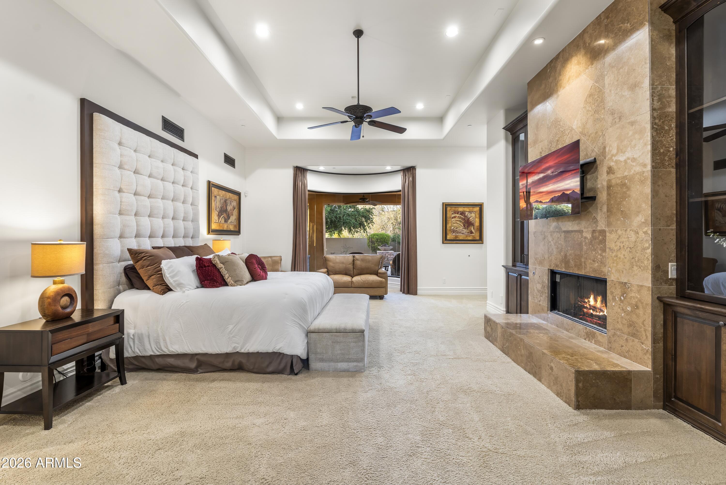 8728 E CAMINO DEL MONTE