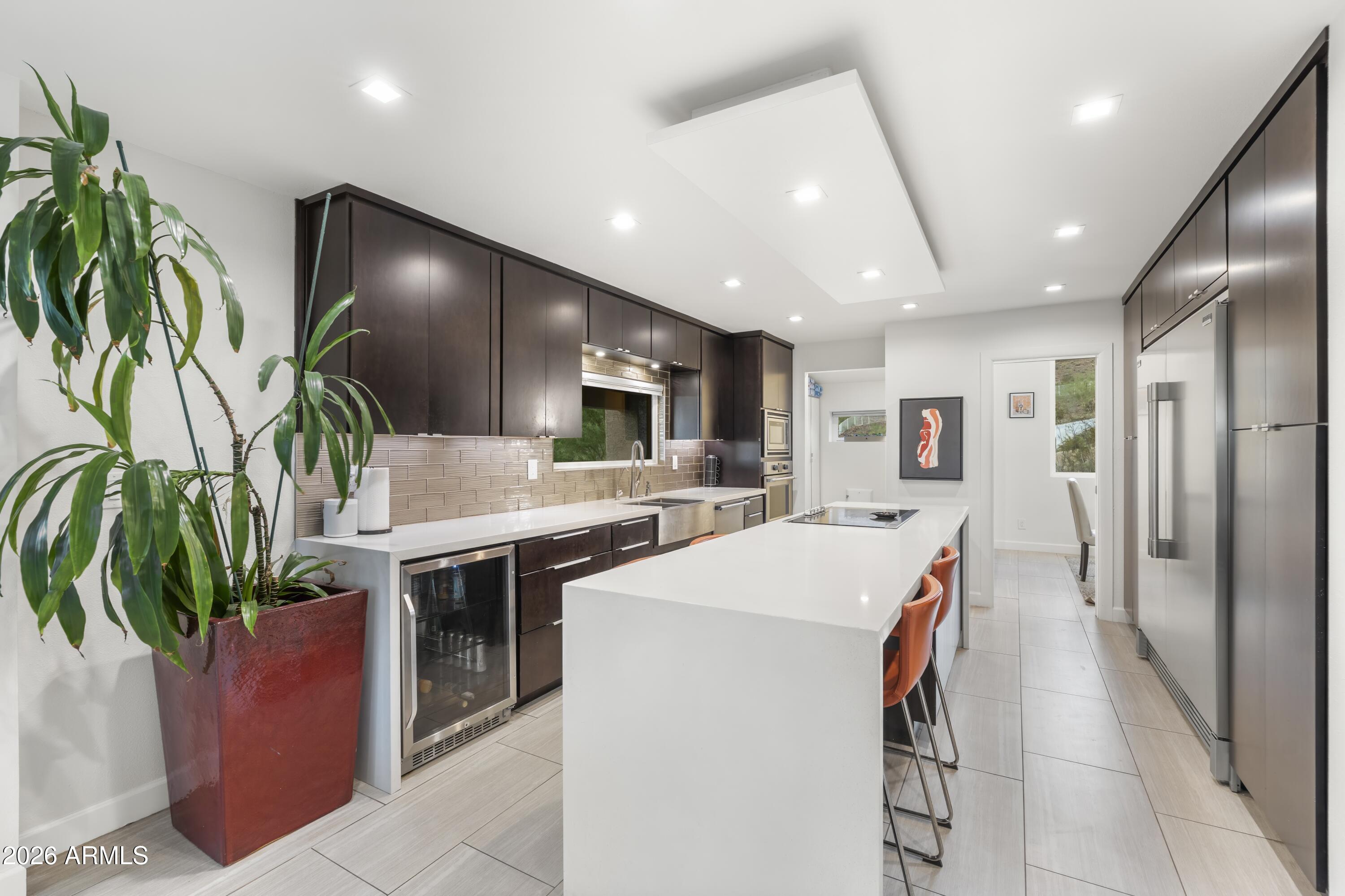 1136 E FOREST HILLS Drive