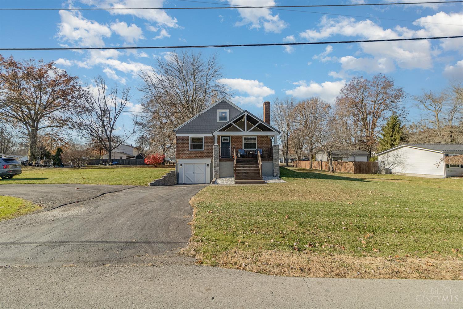 104 Castle Avenue