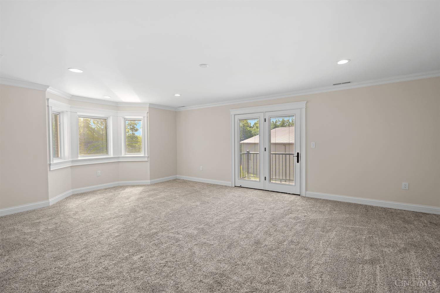 1694 W Huntley Road