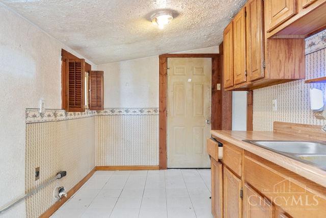 231 Campbell Lane