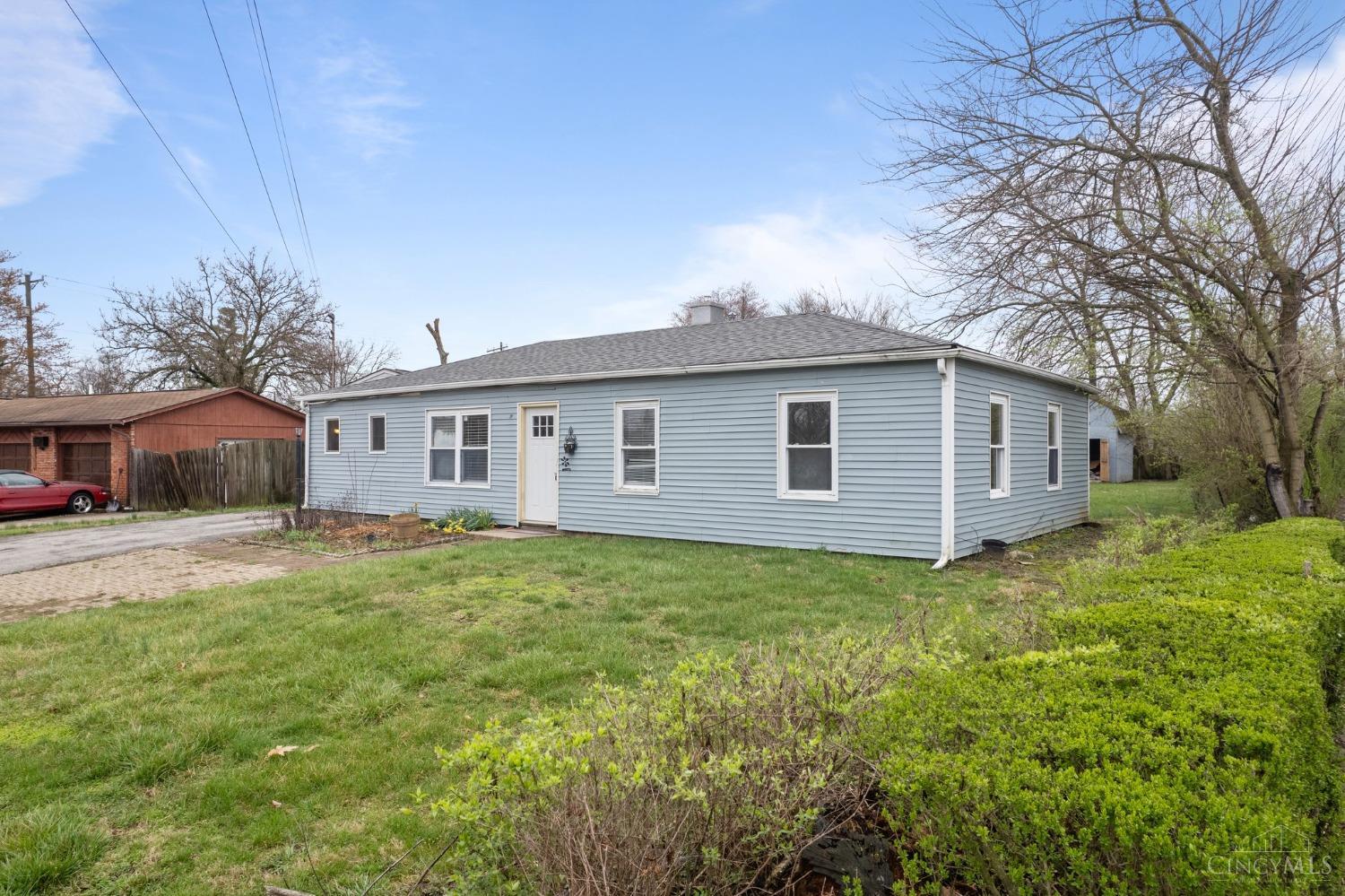 531 E Glenrose Lane