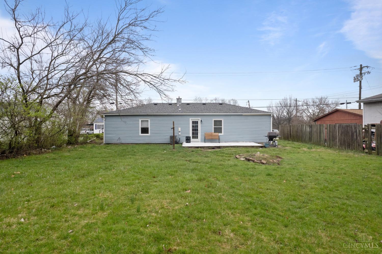 531 E Glenrose Lane
