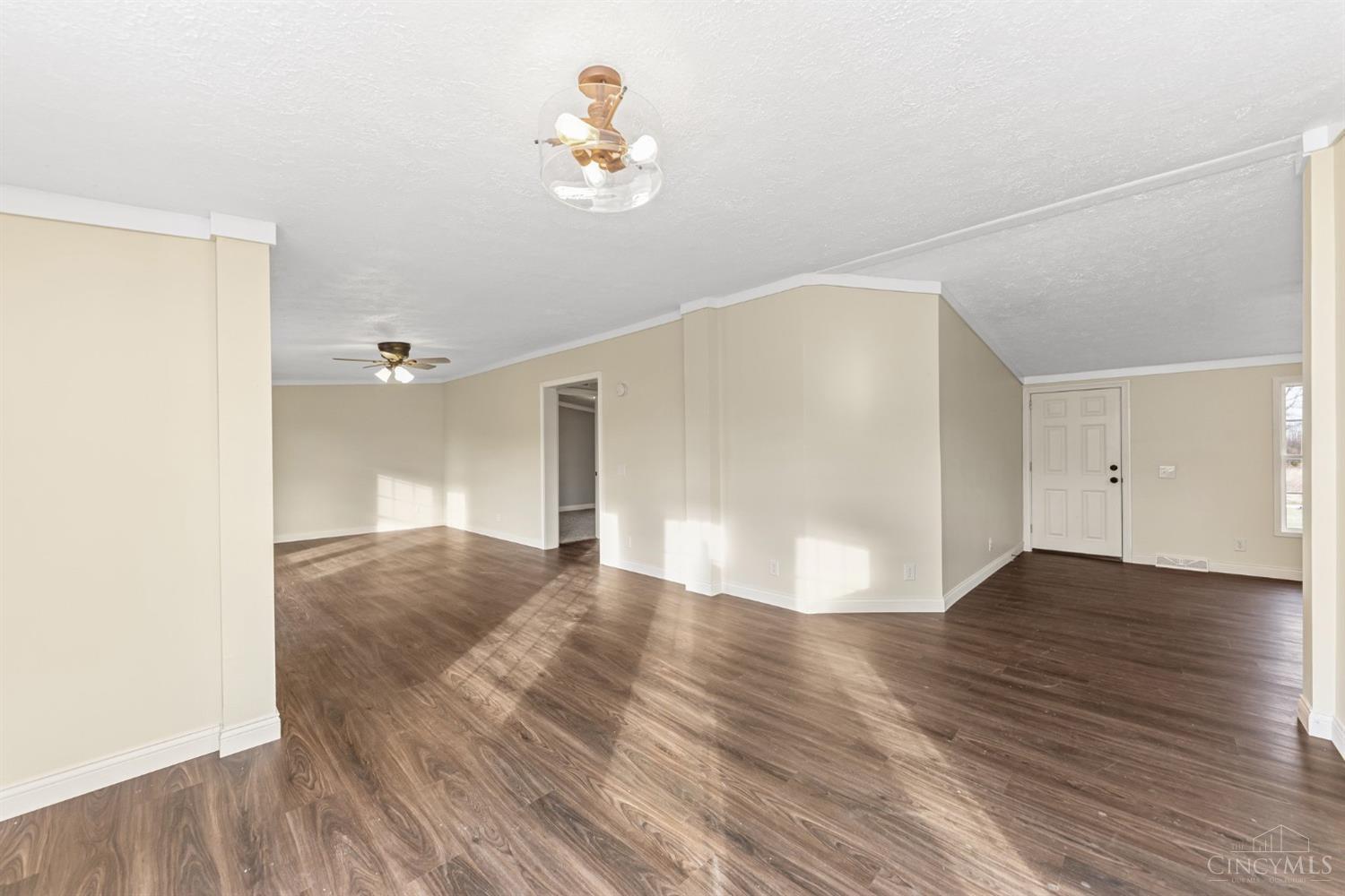 243 Silver Lane